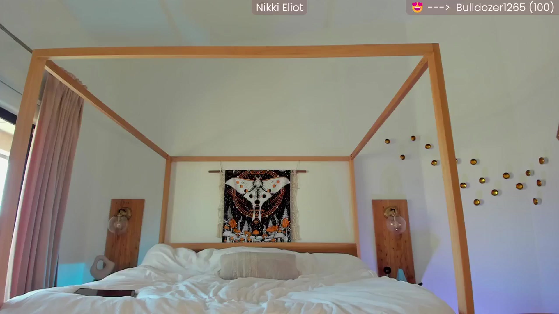 Gallery image thumbnail from NikkiEliot's myfreecams stream on, 05/31/2024, 22:27 image 19 of 20
