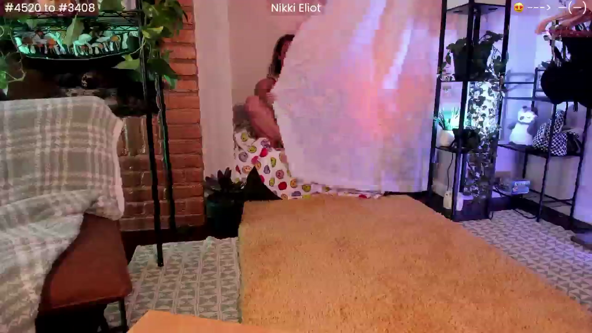 Gallery image thumbnail from NikkiEliot's myfreecams stream on, 08/22/2024, 24:15 image 6 of 20