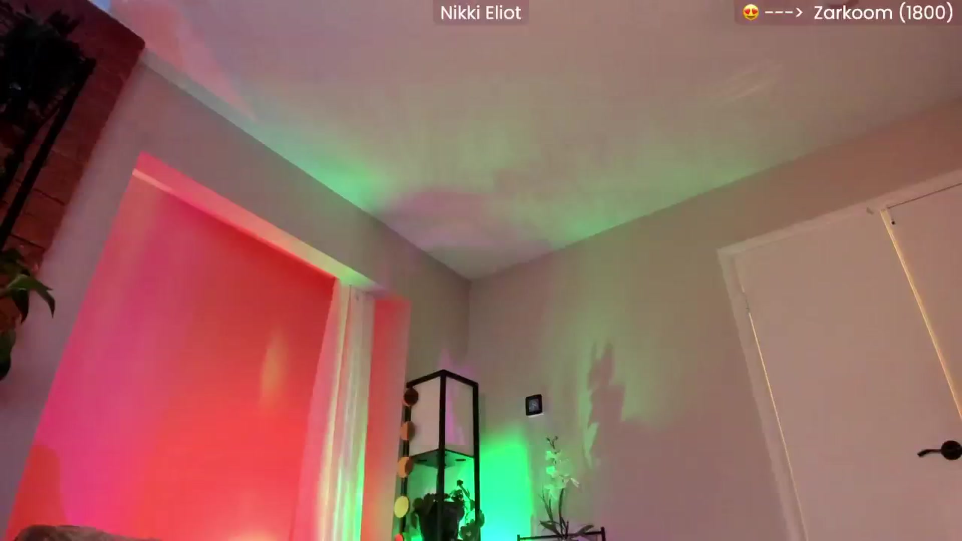 Gallery image thumbnail from NikkiEliot's myfreecams stream on, 10/19/2024, 06:48 image 13 of 20