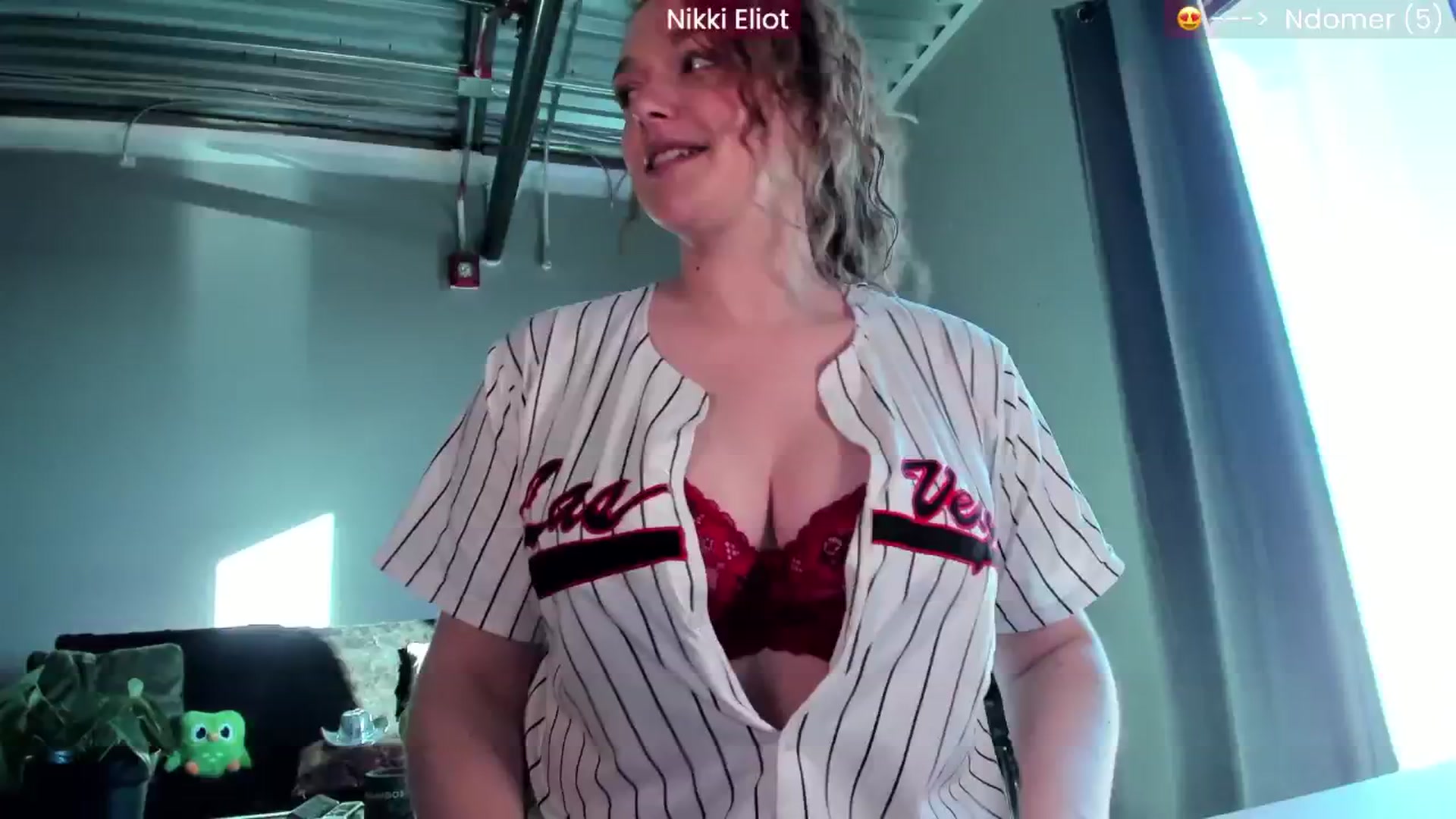 Gallery image thumbnail from NikkiEliot's myfreecams stream on, 11/22/2024, 23:35 image 9 of 20