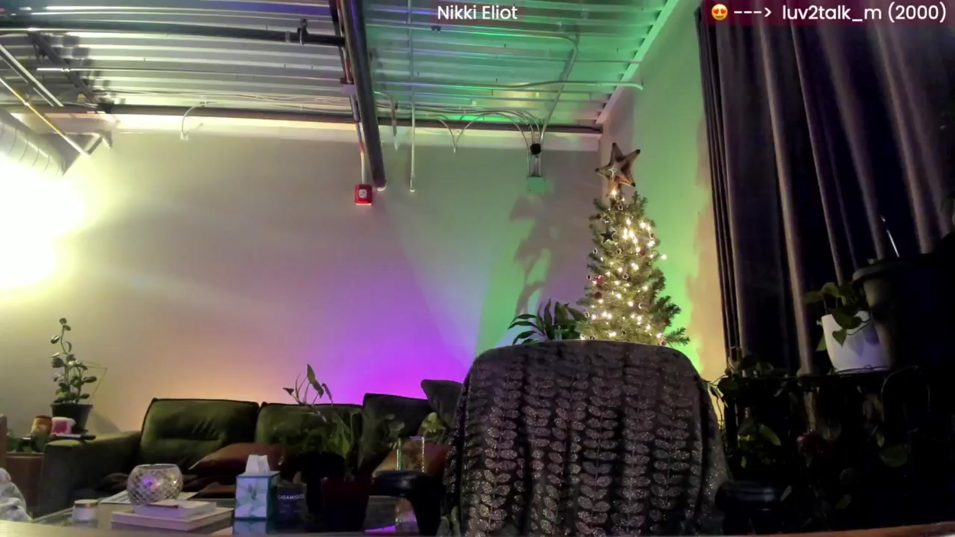 Gallery image thumbnail from NikkiEliot's myfreecams stream on, 12/21/2024, 07:48 image 17 of 20