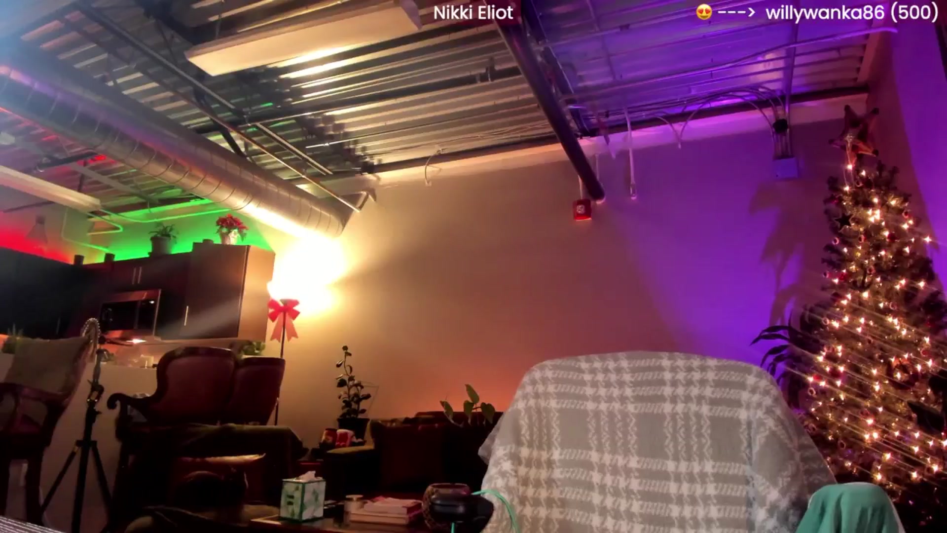 Gallery image thumbnail from NikkiEliot's myfreecams stream on, 12/23/2024, 04:05 image 11 of 20