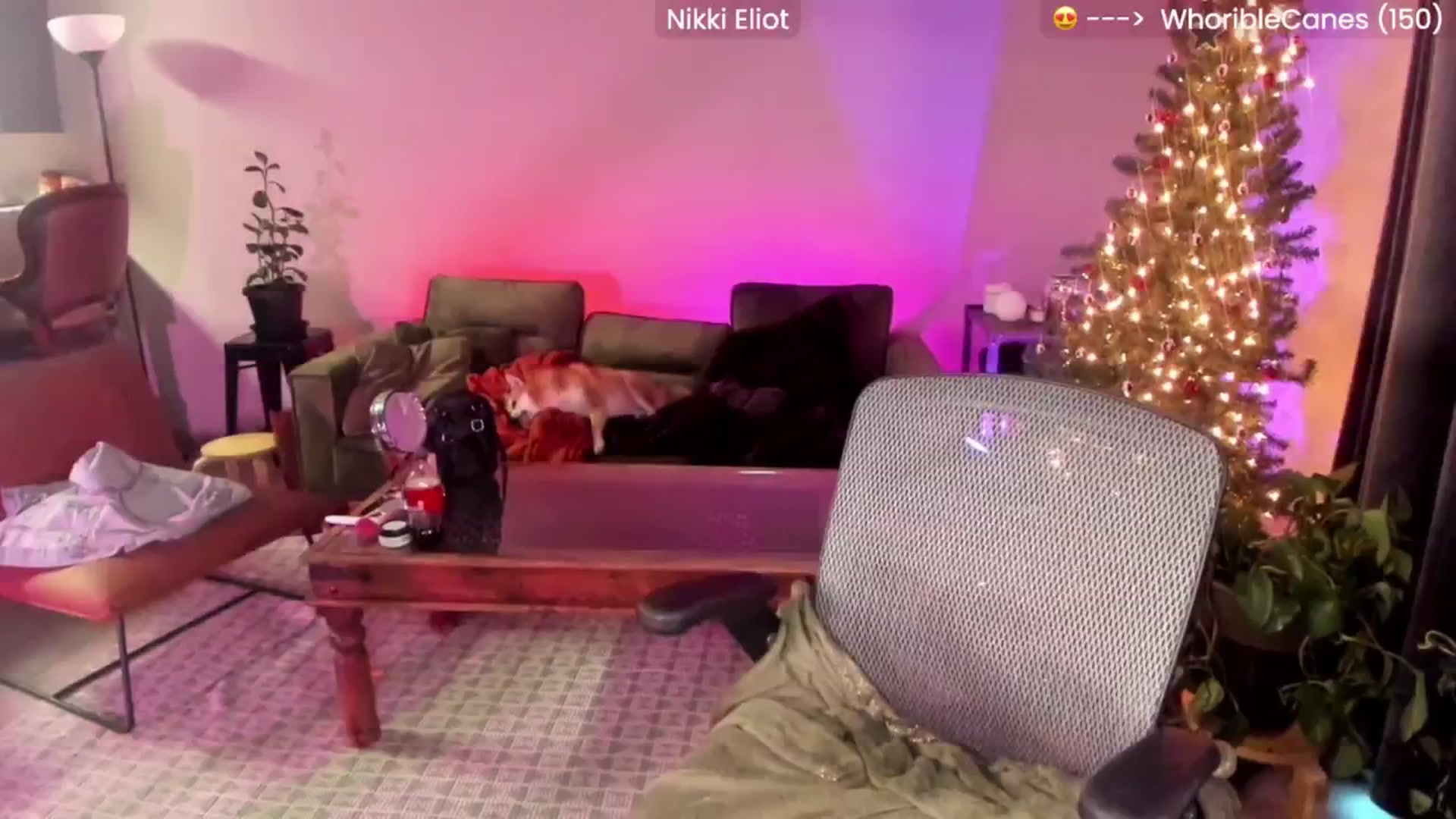 Gallery image thumbnail from NikkiEliot's myfreecams stream on, 12/29/2024, 02:10 image 2 of 20