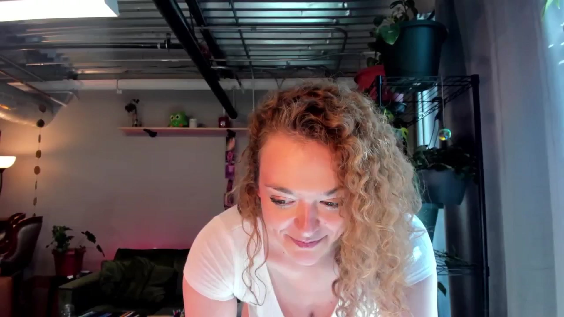 Gallery image thumbnail from NikkiEliot's myfreecams stream on, 03/15/2025, 20:25 image 17 of 20