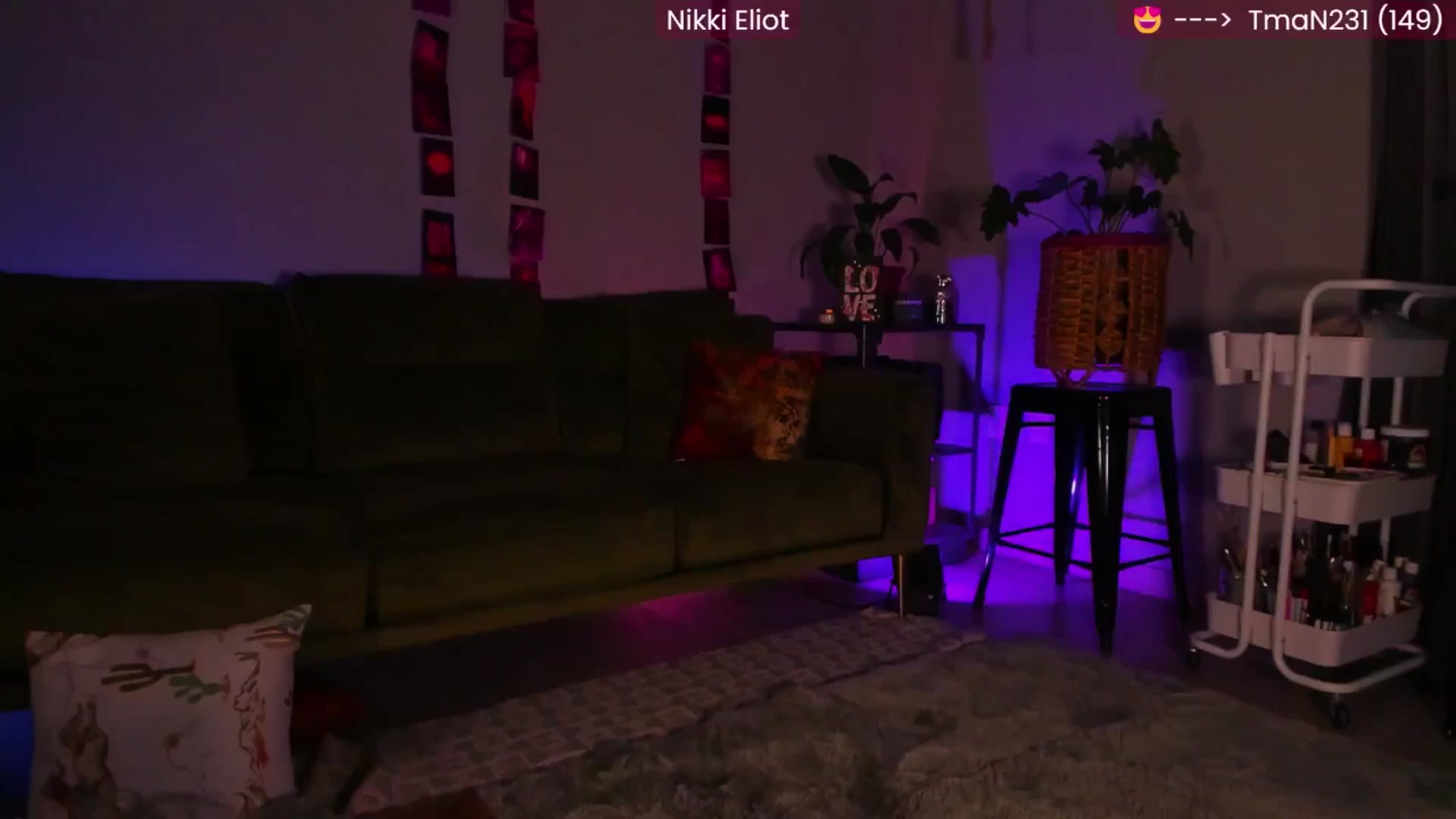 Gallery image thumbnail from NikkiEliot's myfreecams stream on, 04/28/2025, 05:10 image 1 of 20