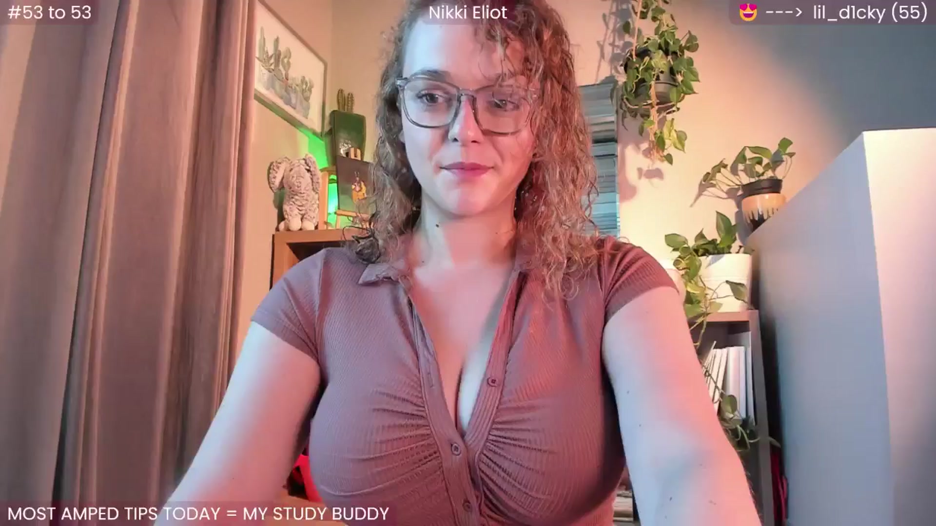 Gallery image thumbnail from NikkiEliot's myfreecams stream on, 08/05/2025, 20:51 image 3 of 20