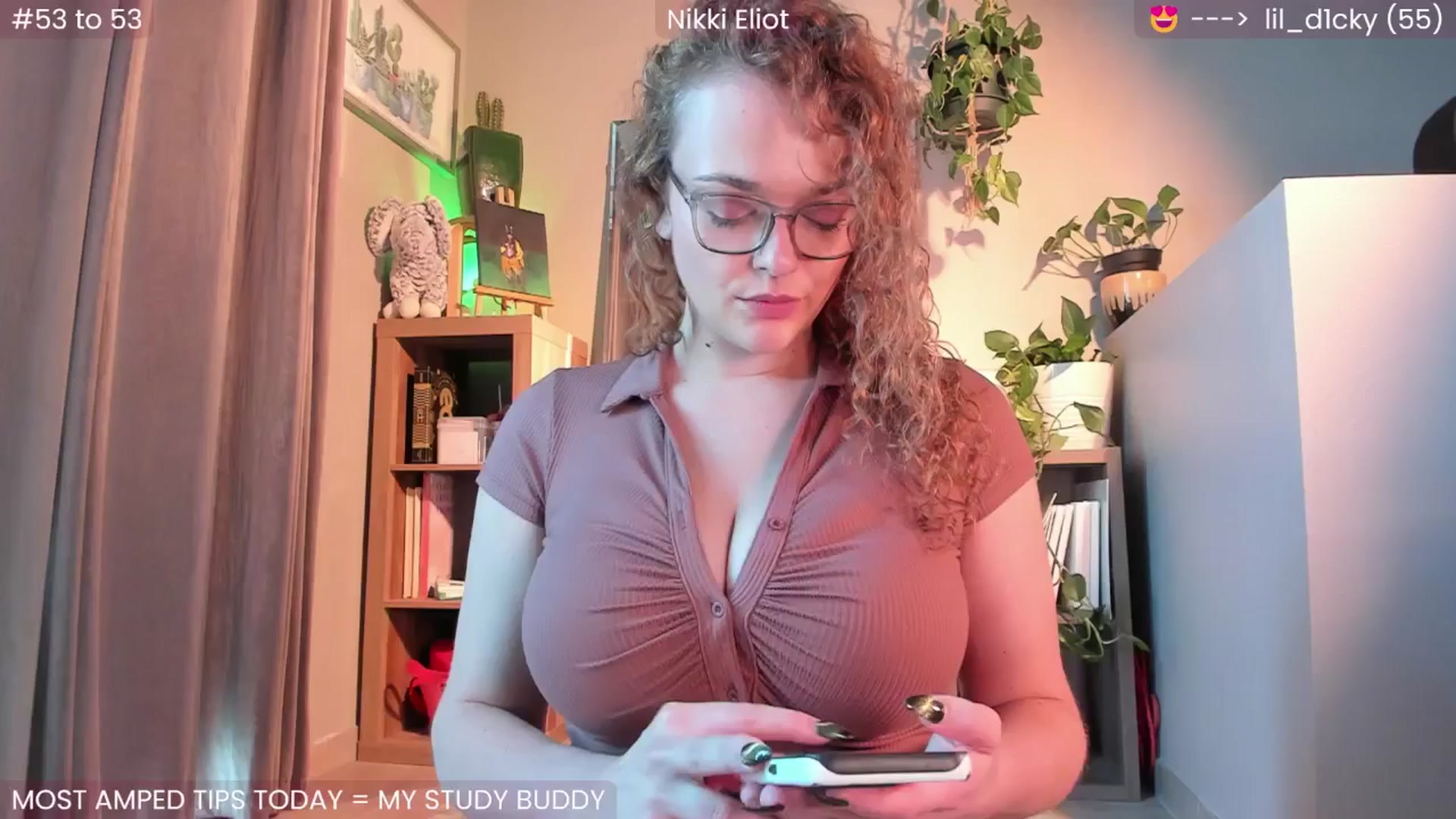 Gallery image thumbnail from NikkiEliot's myfreecams stream on, 08/05/2025, 20:51 image 4 of 20