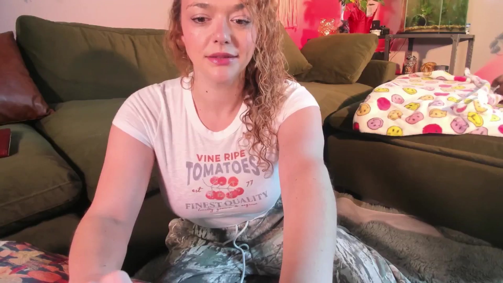 Gallery image thumbnail from NikkiEliot's myfreecams stream on, 12/23/2025, 23:27 image 2 of 20