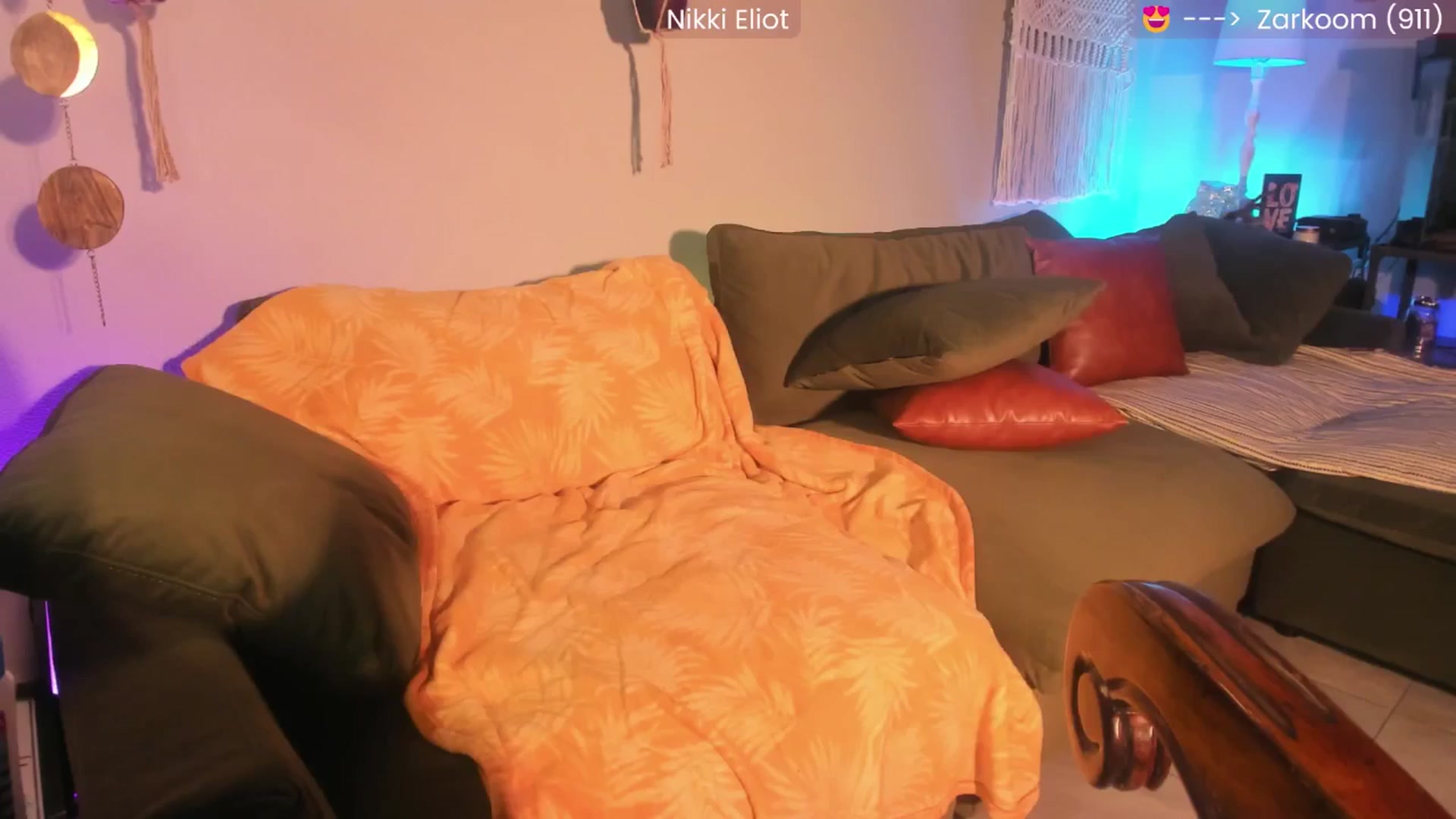 Gallery image thumbnail from NikkiEliot's myfreecams stream on, 01/10/2026, 06:04 image 12 of 20
