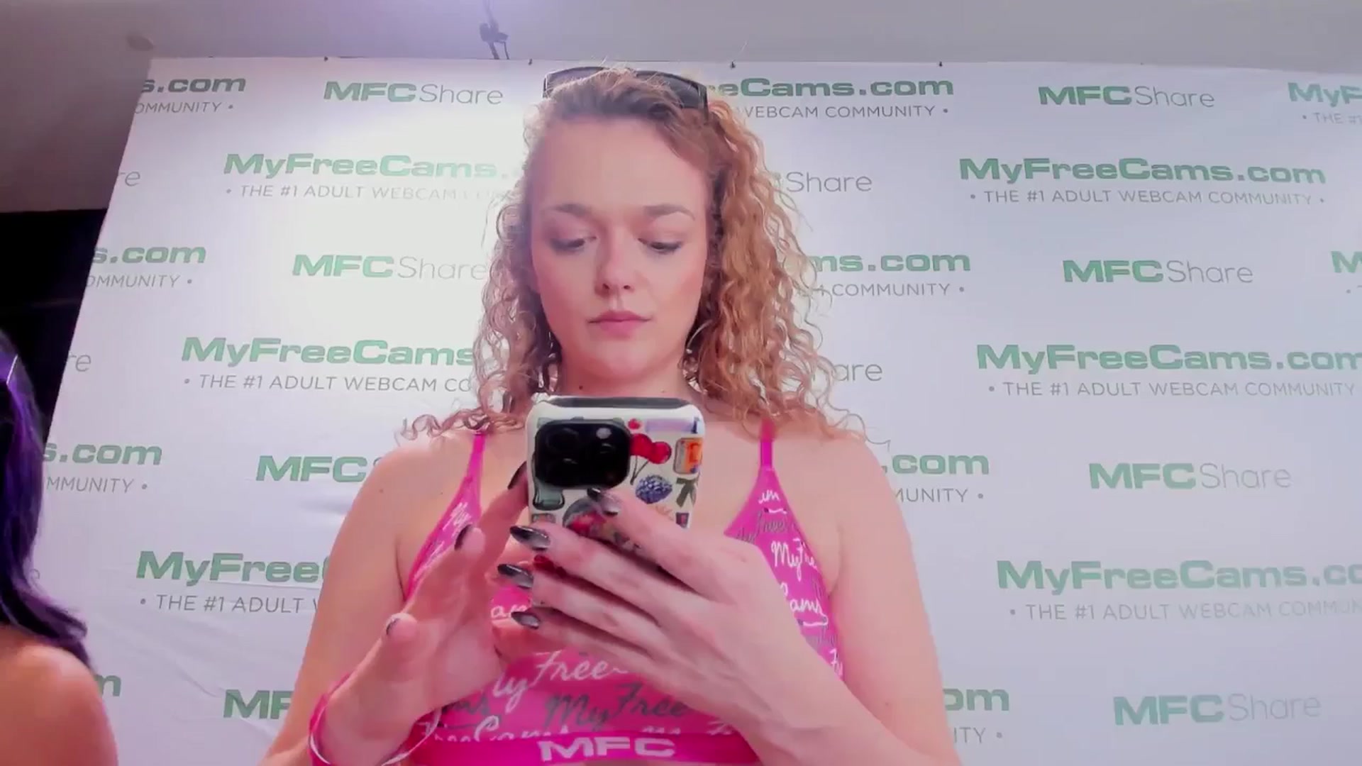 Gallery image thumbnail from NikkiEliot's myfreecams stream on, 01/24/2026, 03:11 image 14 of 20