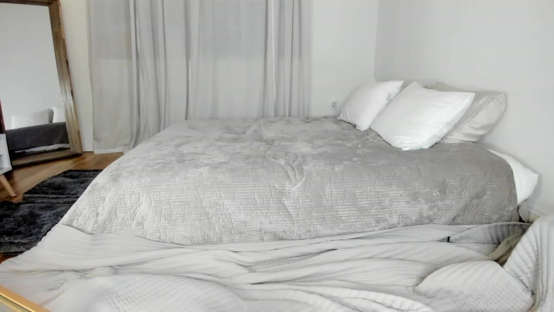 Gallery image thumbnail from NikkiFetish's myfreecams stream on, 12/01/2022, 02:27 image 12 of 20