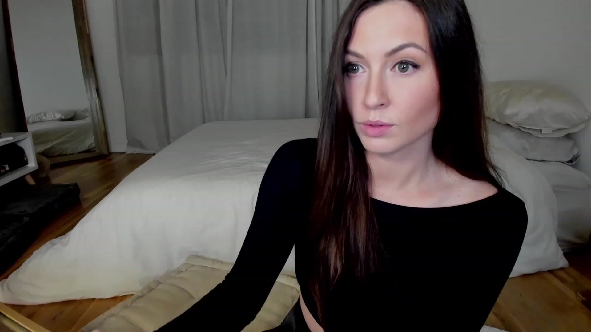Gallery image thumbnail from NikkiFetish's myfreecams stream on, 12/17/2022, 02:01 image 12 of 20