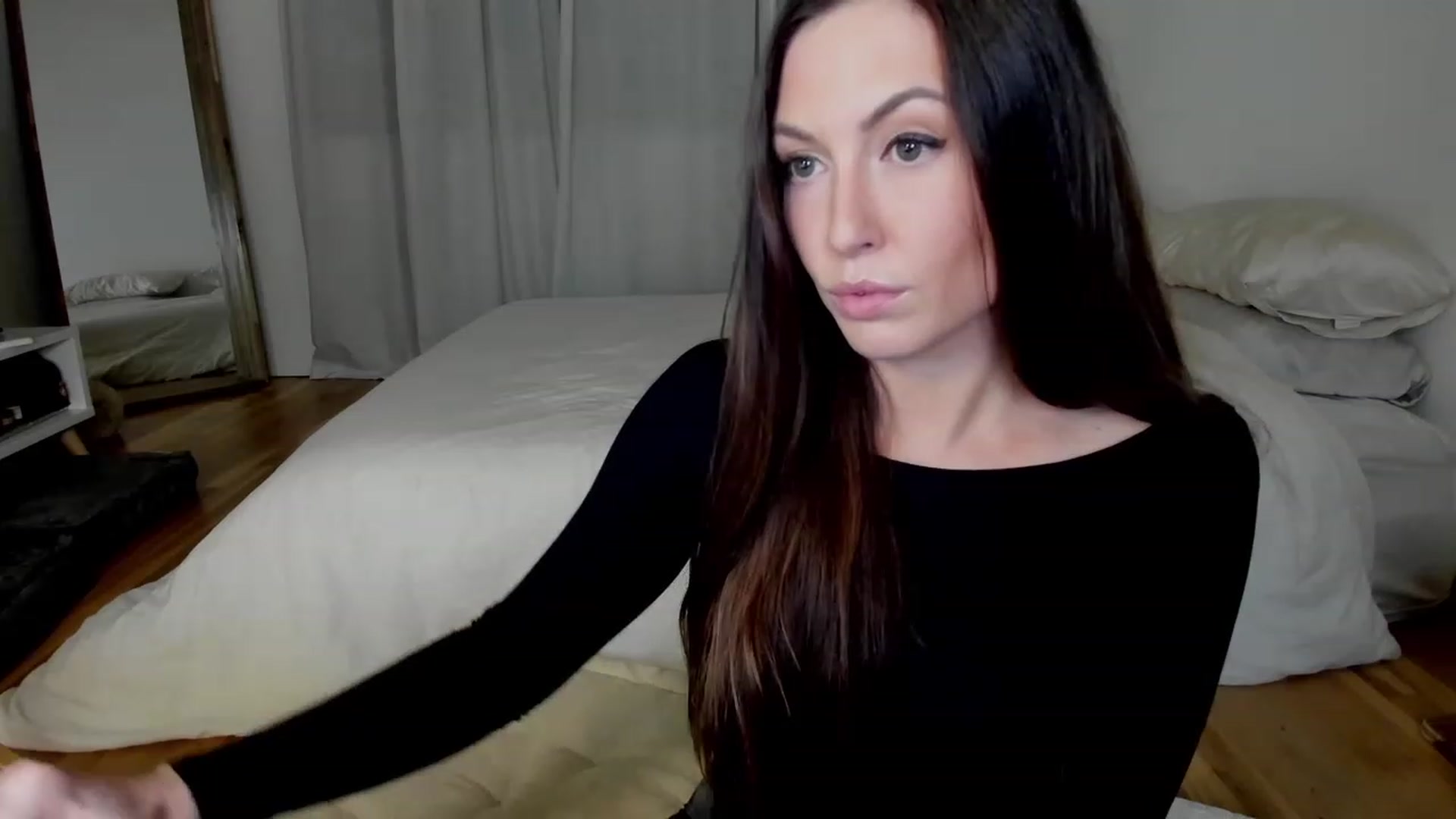 Gallery image thumbnail from NikkiFetish's myfreecams stream on, 12/17/2022, 02:01 image 9 of 20