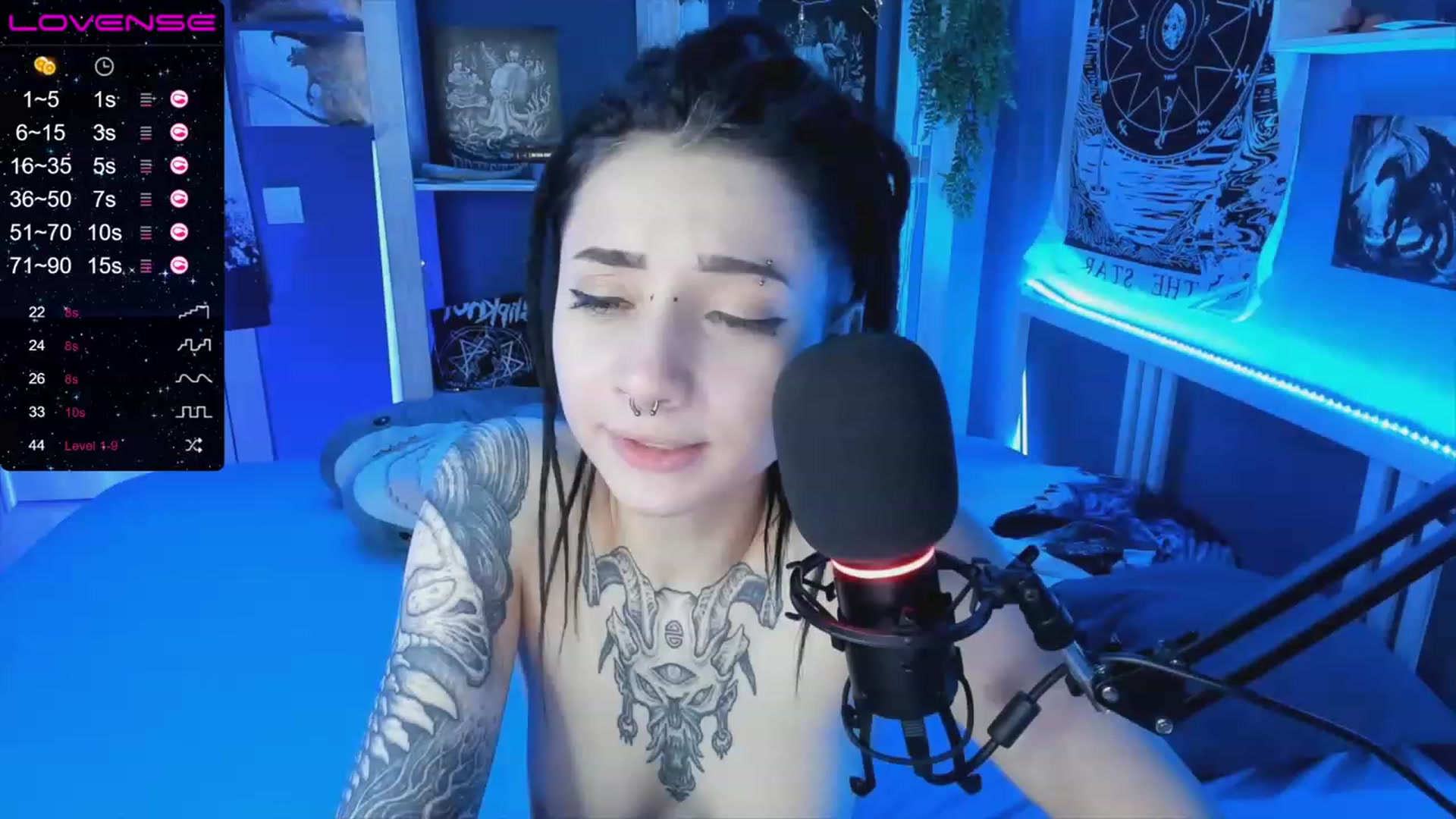 Gallery image thumbnail from Nikki_Carter's myfreecams stream on, 11/19/2022, 08:23 image 1 of 20
