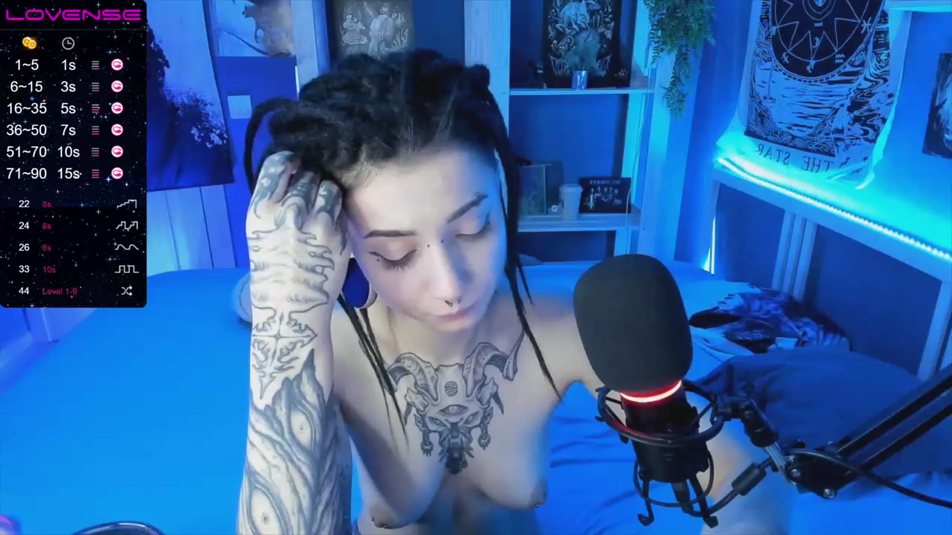 Gallery image thumbnail from Nikki_Carter's myfreecams stream on, 11/19/2022, 08:23 image 13 of 20