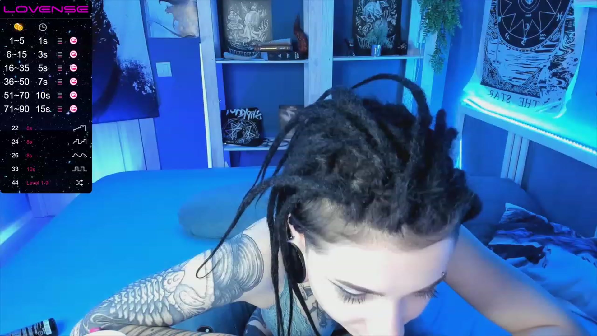 Gallery image thumbnail from Nikki_Carter's myfreecams stream on, 11/23/2022, 10:35 image 16 of 20
