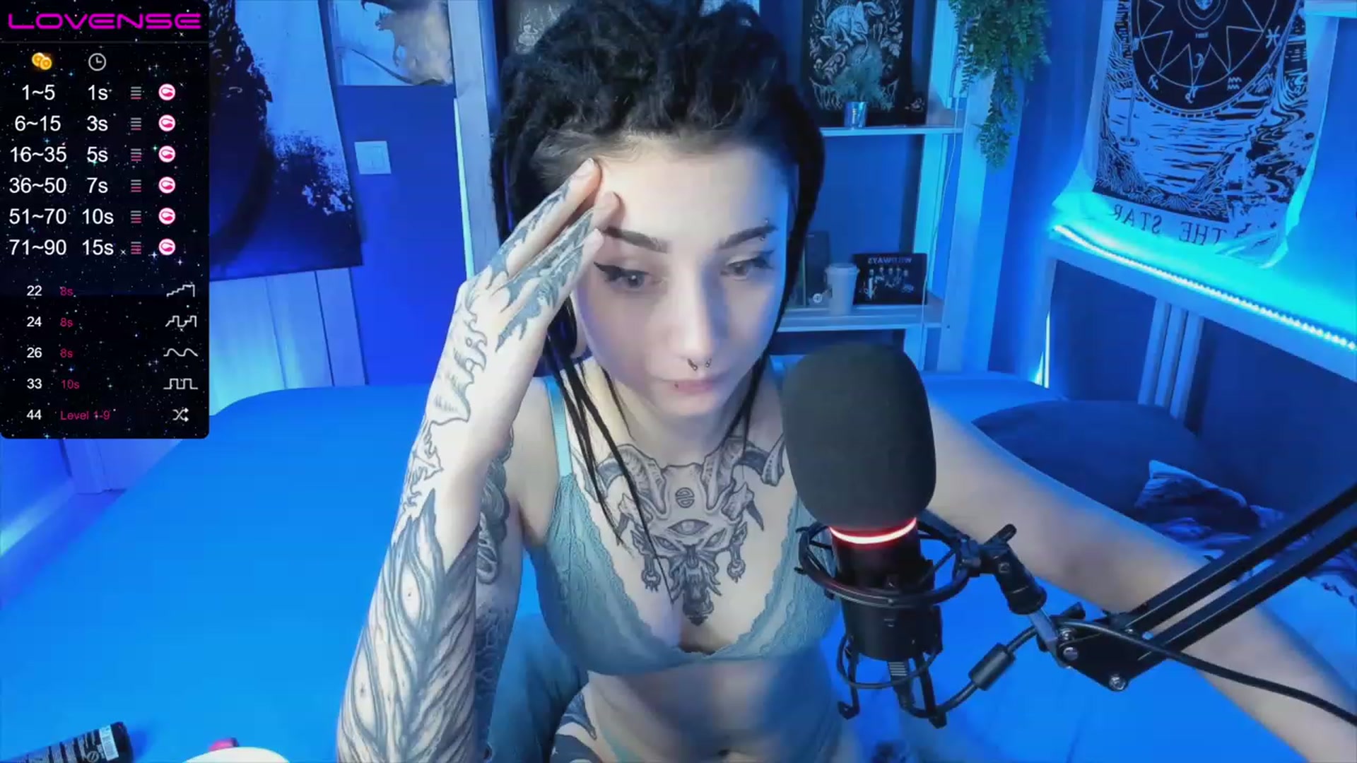 Gallery image thumbnail from Nikki_Carter's myfreecams stream on, 11/23/2022, 10:35 image 14 of 20