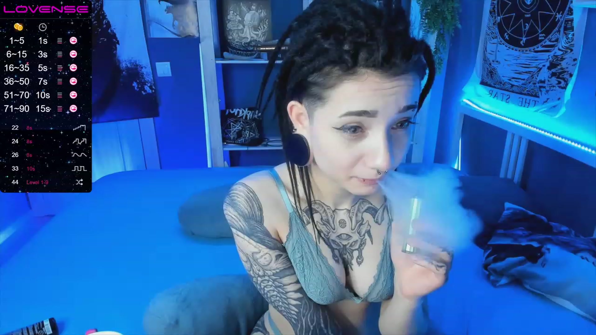 Gallery image thumbnail from Nikki_Carter's myfreecams stream on, 11/23/2022, 10:35 image 17 of 20