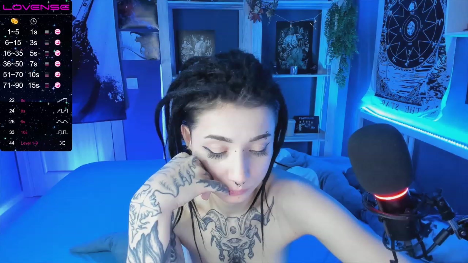 Gallery image thumbnail from Nikki_Carter's myfreecams stream on, 11/25/2022, 11:04 image 17 of 20