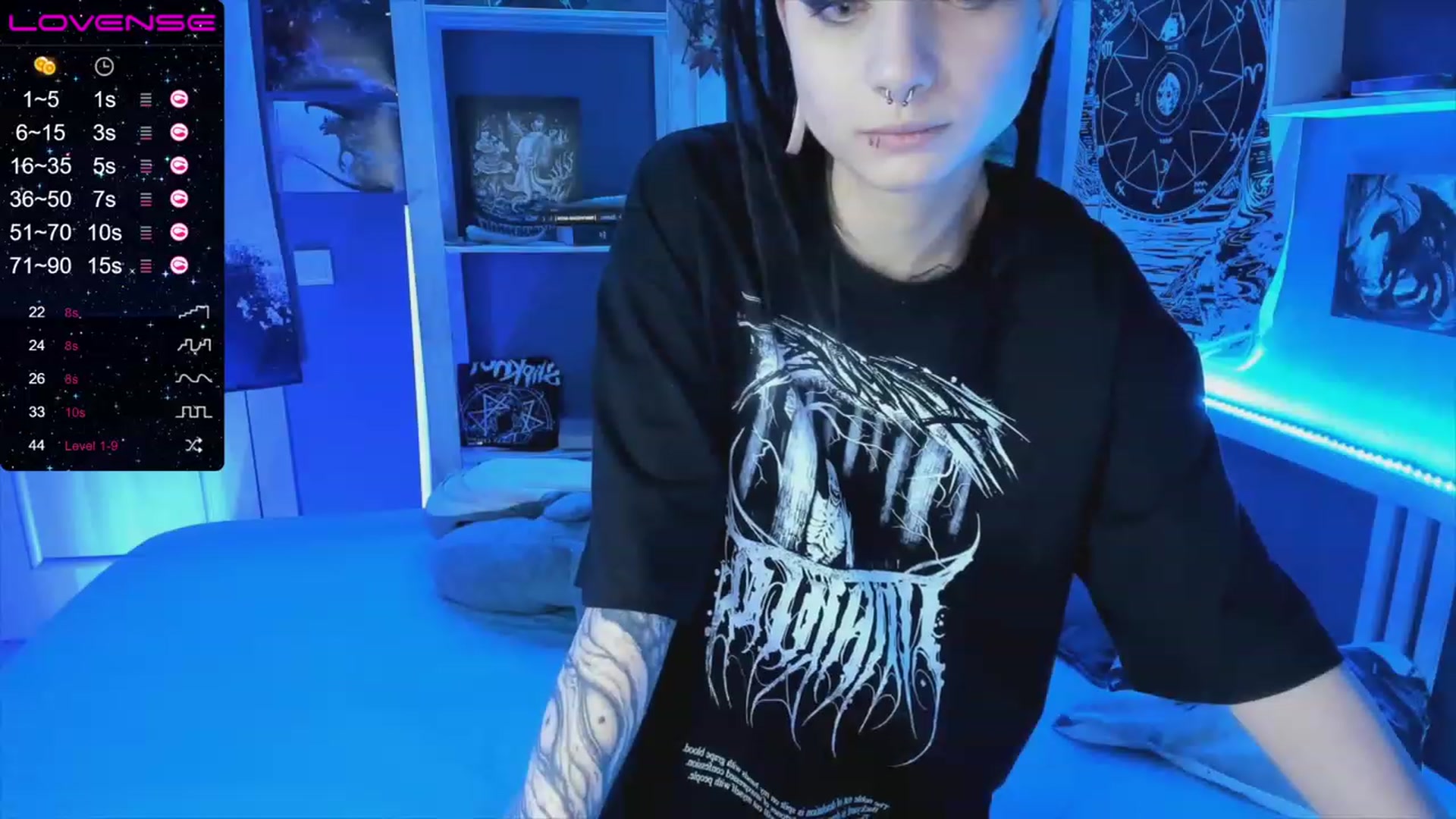 Gallery image thumbnail from Nikki_Carter's myfreecams stream on, 11/27/2022, 10:32 image 15 of 20