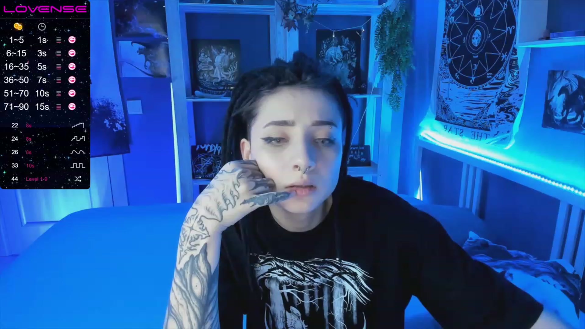 Gallery image thumbnail from Nikki_Carter's myfreecams stream on, 11/27/2022, 10:32 image 11 of 20