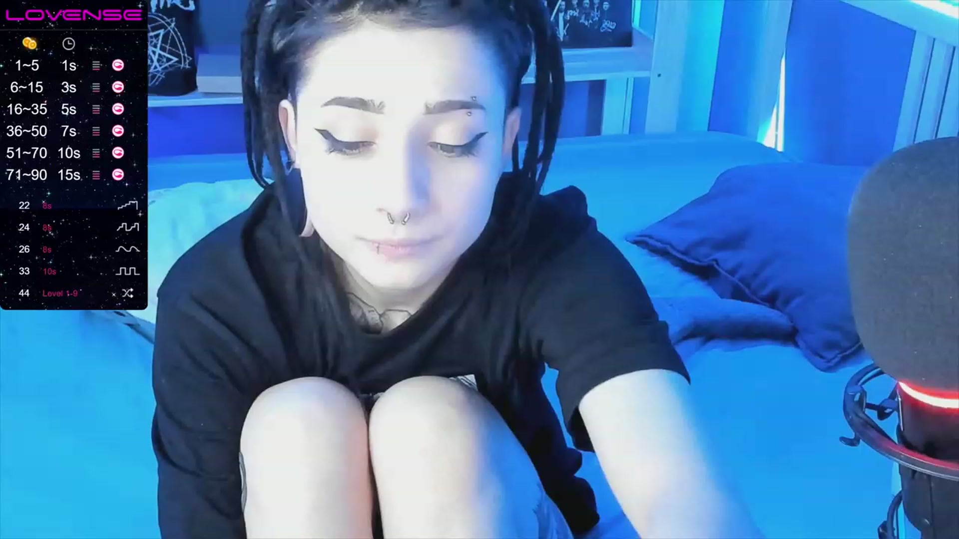Gallery image thumbnail from Nikki_Carter's myfreecams stream on, 11/29/2022, 07:42 image 10 of 20