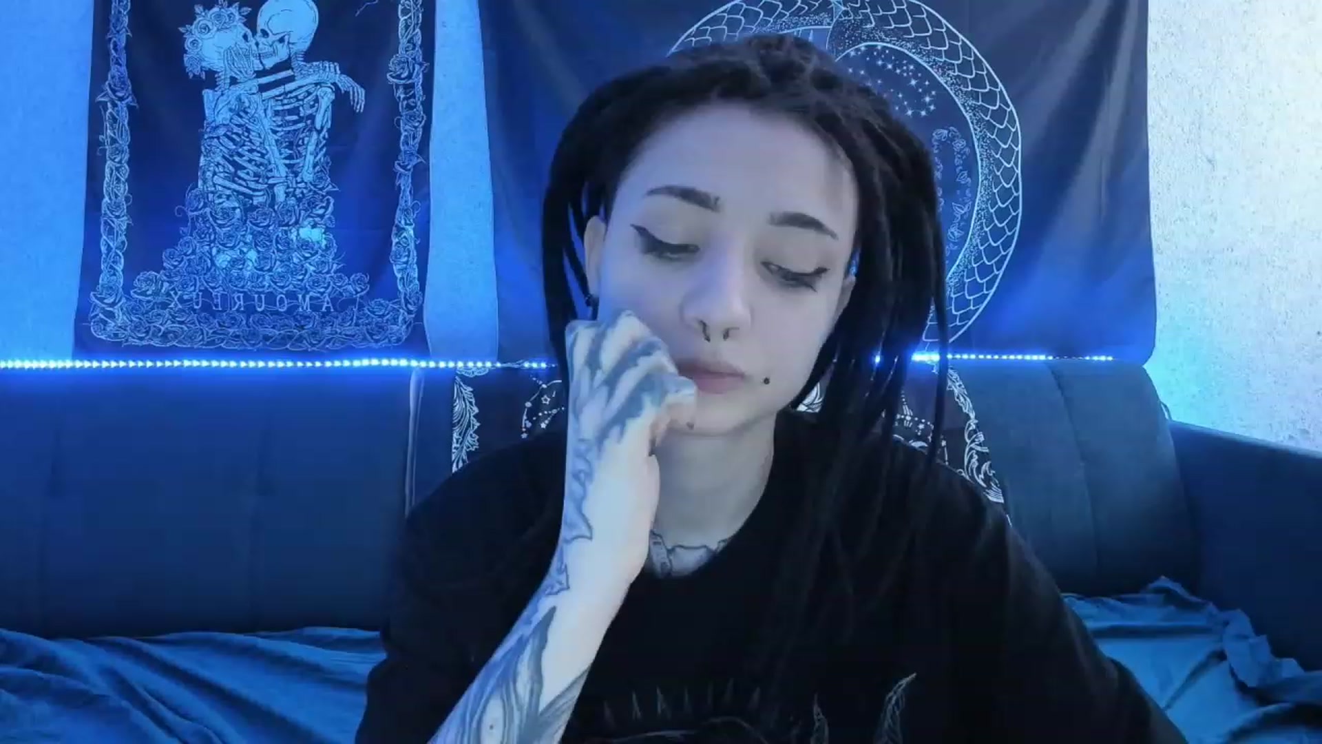 Gallery image thumbnail from Nikki_Carter's myfreecams stream on, 03/09/2023, 10:35 image 9 of 20
