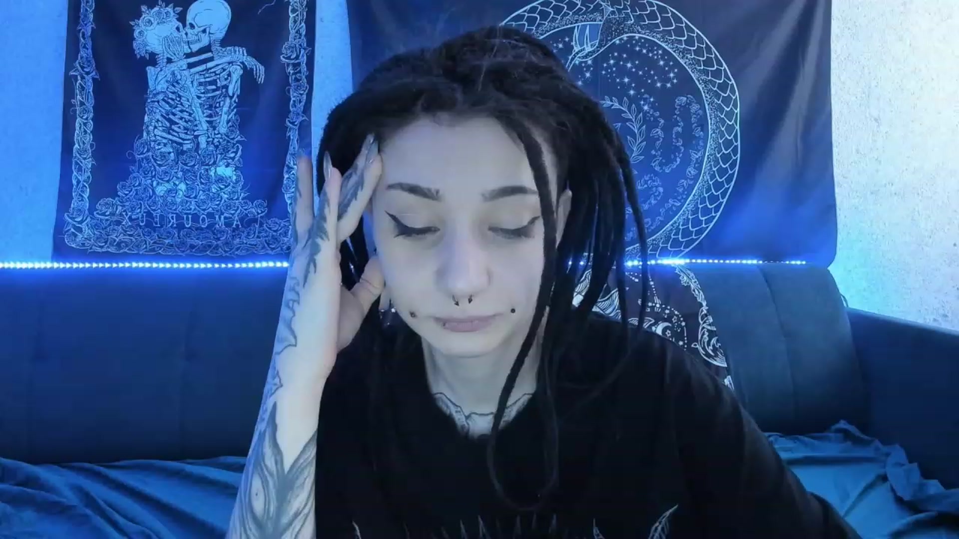 Gallery image thumbnail from Nikki_Carter's myfreecams stream on, 03/09/2023, 10:35 image 2 of 20