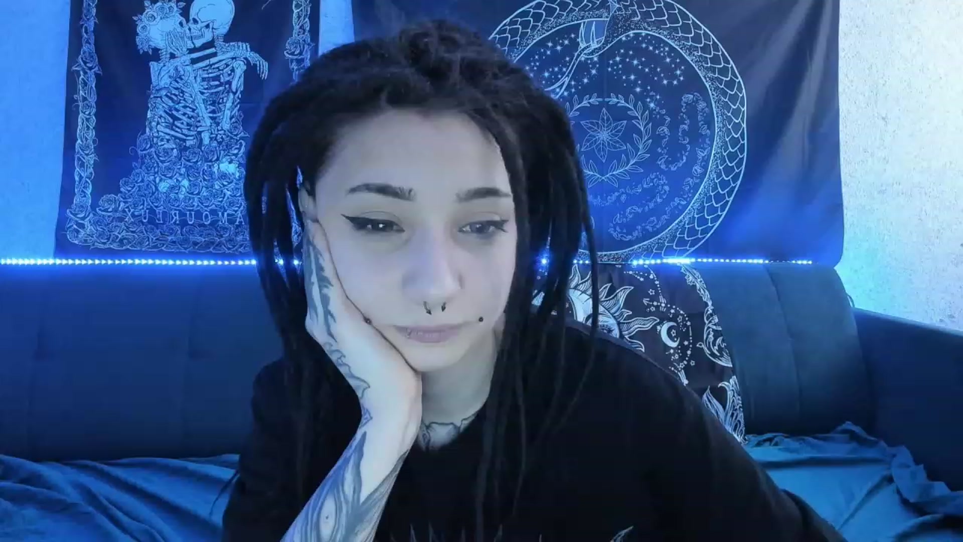 Gallery image thumbnail from Nikki_Carter's myfreecams stream on, 03/09/2023, 10:35 image 4 of 20