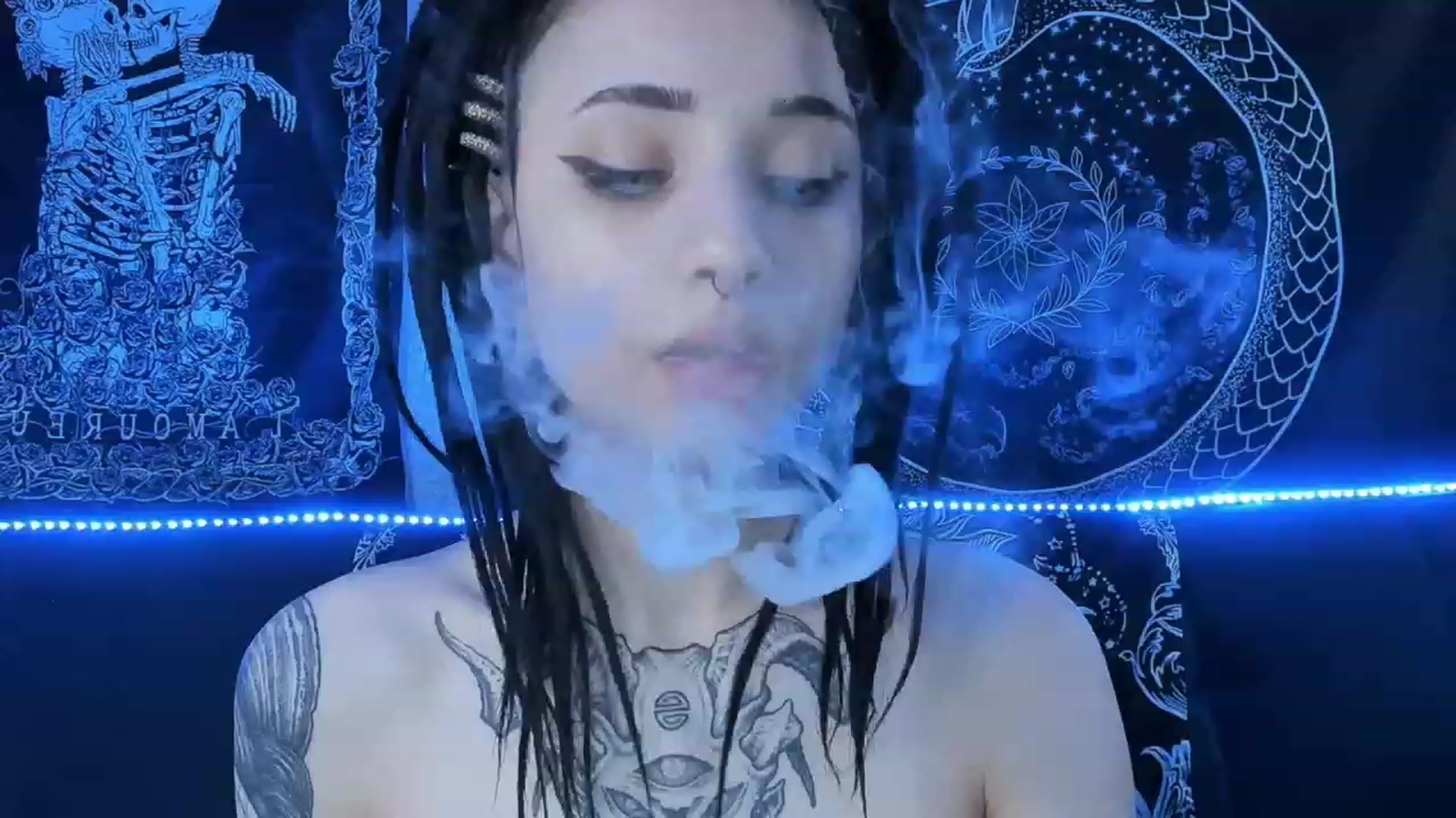 Gallery image thumbnail from Nikki_Carter's myfreecams stream on, 03/16/2023, 08:55 image 9 of 20
