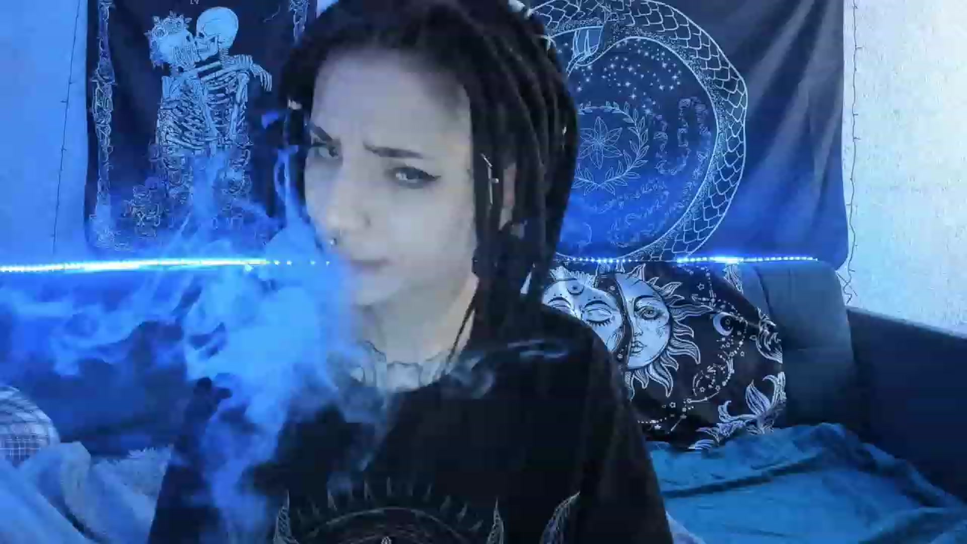 Gallery image thumbnail from Nikki_Carter's myfreecams stream on, 03/28/2023, 10:51 image 4 of 20