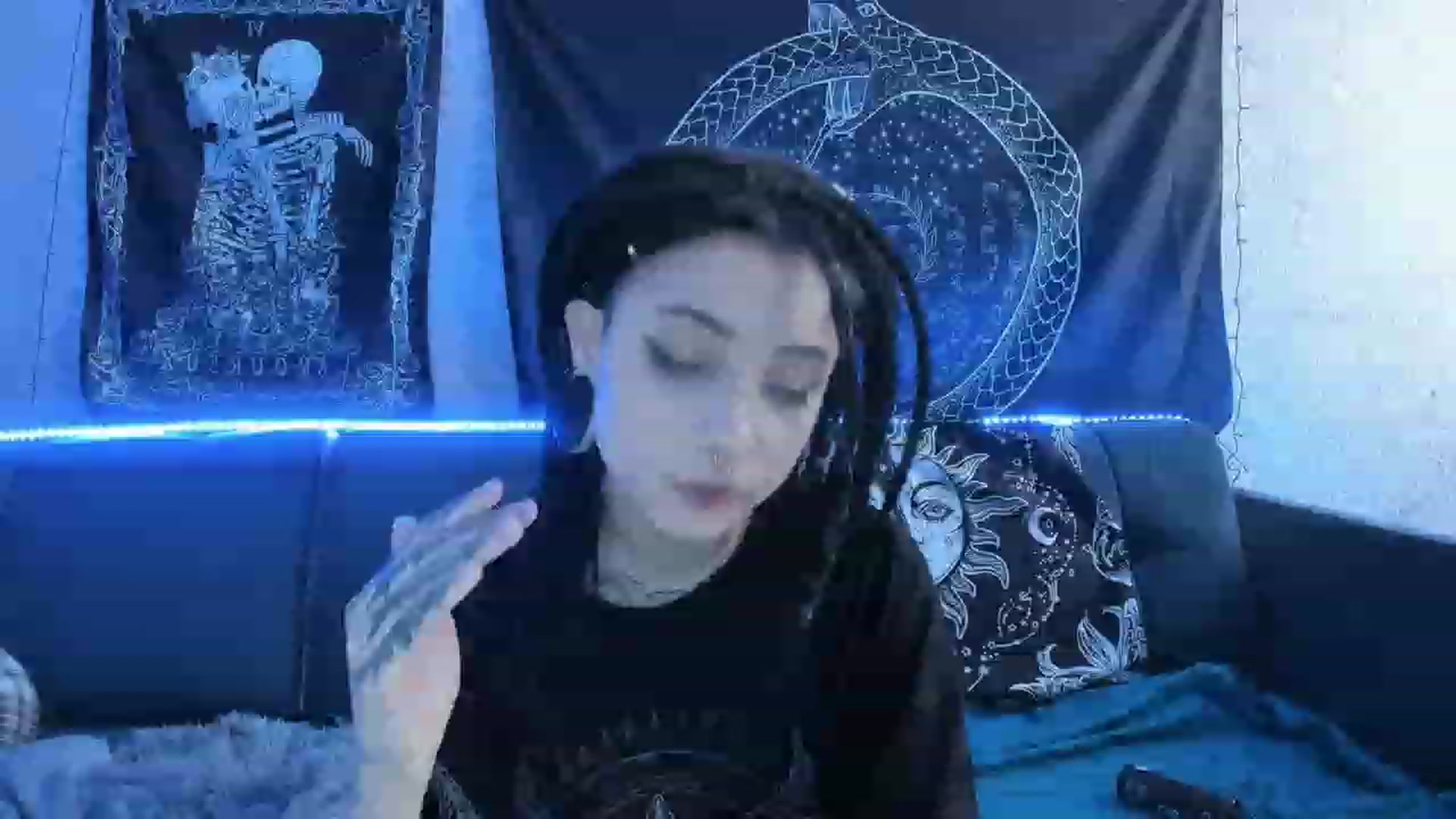 Gallery image thumbnail from Nikki_Carter's myfreecams stream on, 03/28/2023, 10:51 image 14 of 20