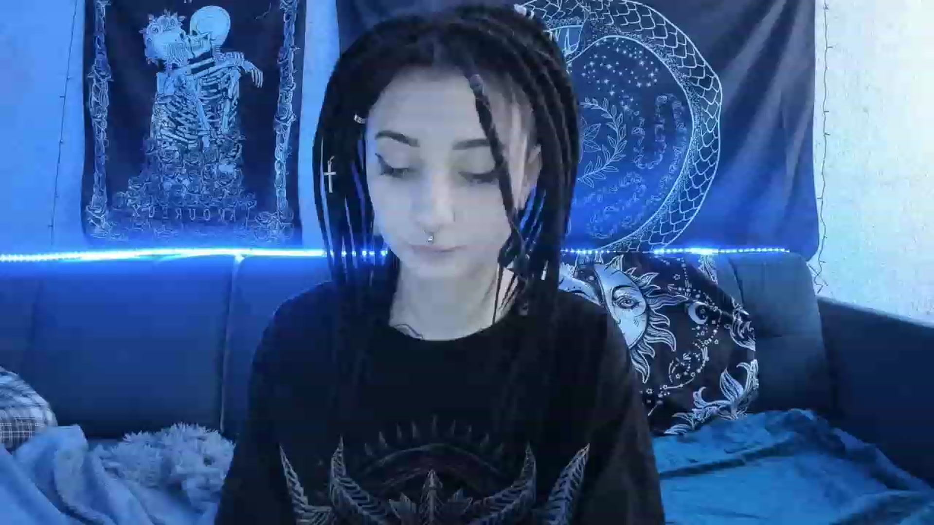 Gallery image thumbnail from Nikki_Carter's myfreecams stream on, 03/28/2023, 10:51 image 5 of 20