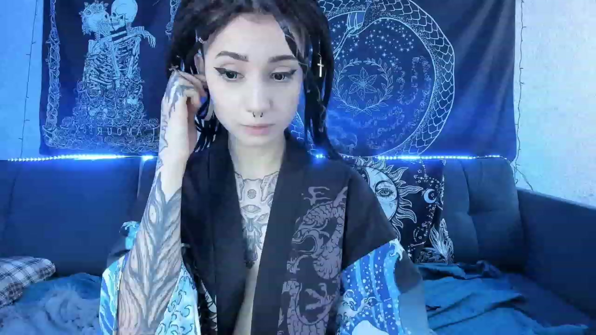 Gallery image thumbnail from Nikki_Carter's myfreecams stream on, 03/30/2023, 08:17 image 20 of 20