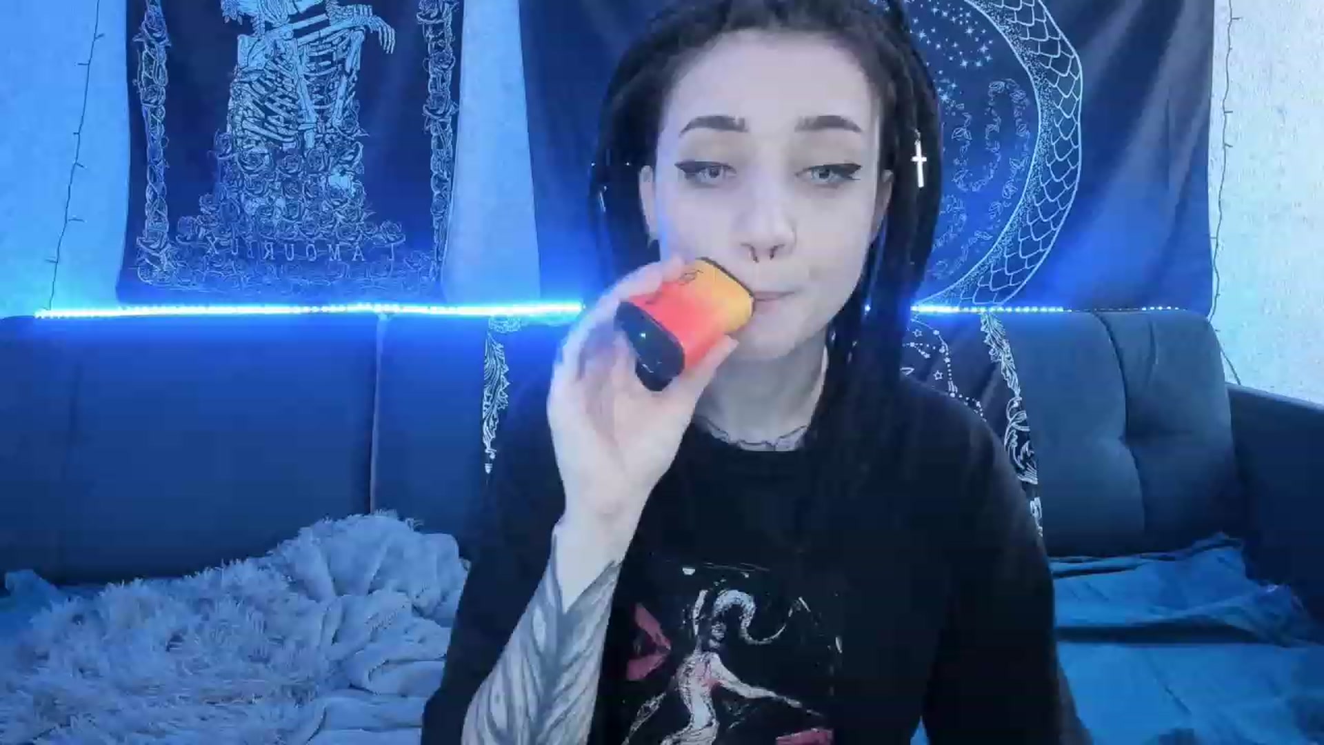 Gallery image thumbnail from Nikki_Carter's myfreecams stream on, 04/03/2023, 09:38 image 13 of 20