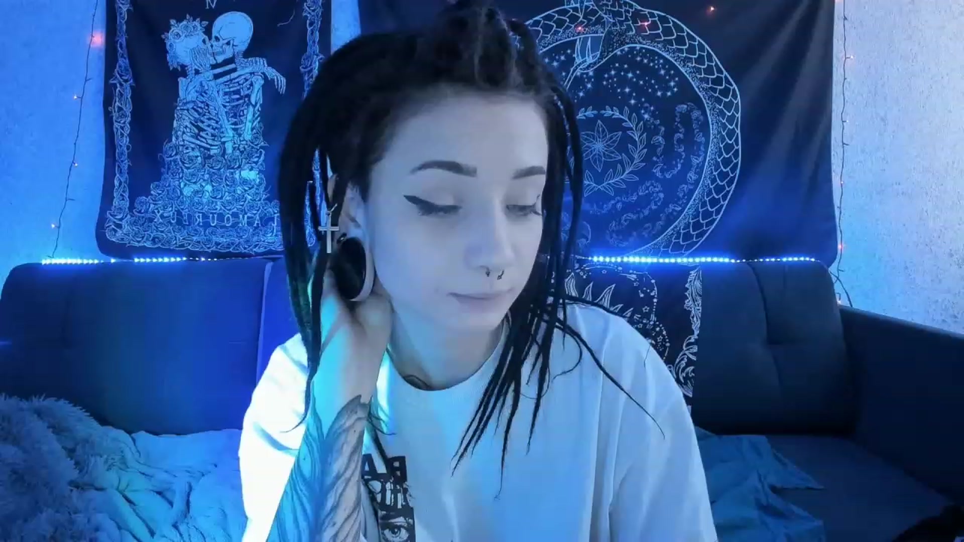 Gallery image thumbnail from Nikki_Carter's myfreecams stream on, 04/16/2023, 10:10 image 12 of 20