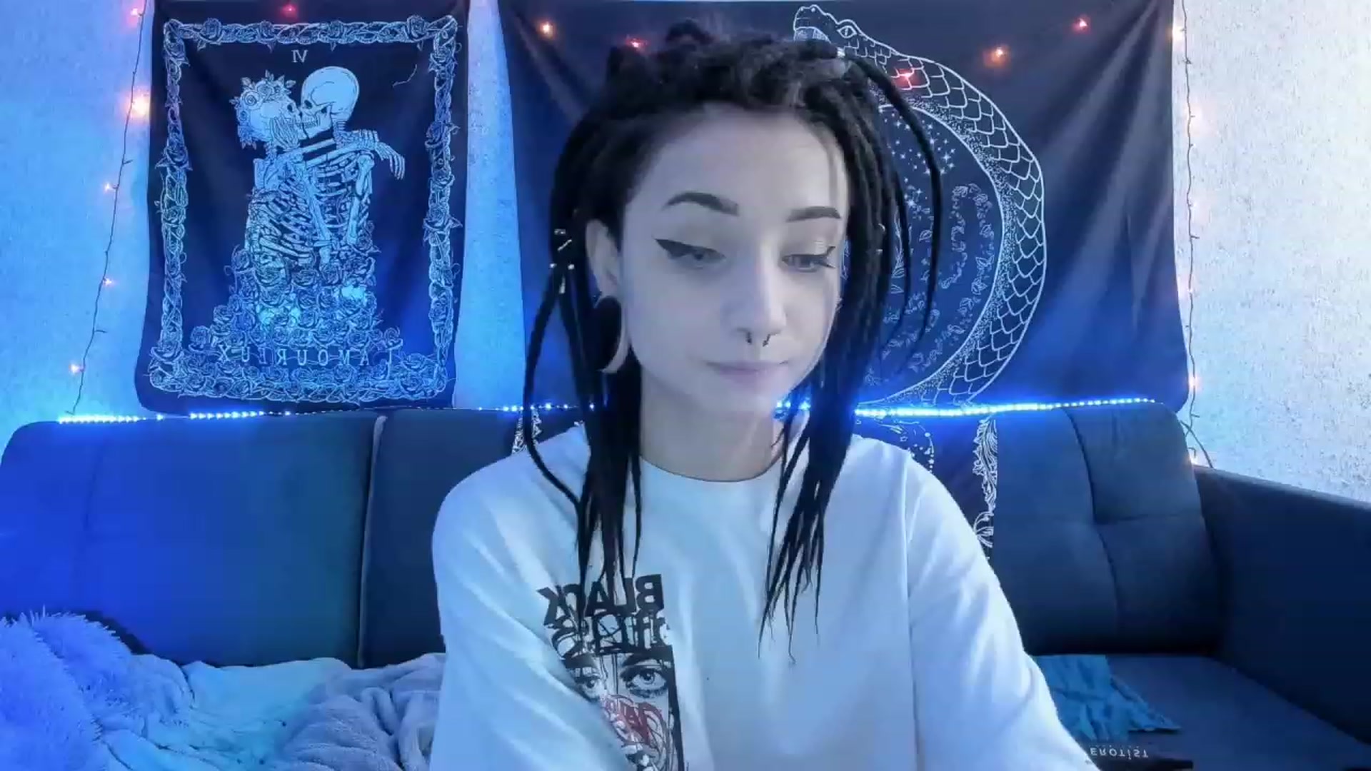 Gallery image thumbnail from Nikki_Carter's myfreecams stream on, 04/16/2023, 10:10 image 1 of 20