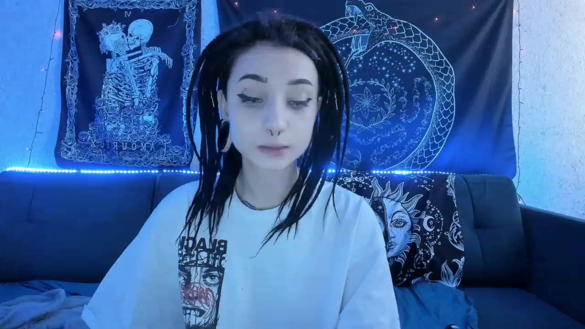 Gallery image thumbnail from Nikki_Carter's myfreecams stream on, 04/20/2023, 09:02 image 19 of 20