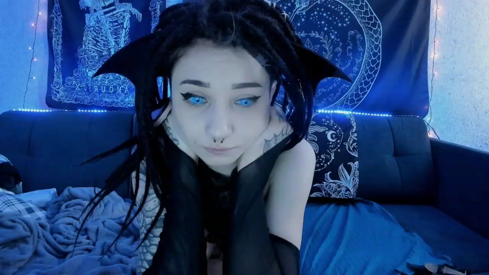 Gallery image thumbnail from Nikki_Carter's myfreecams stream on, 04/24/2023, 10:07 image 16 of 20