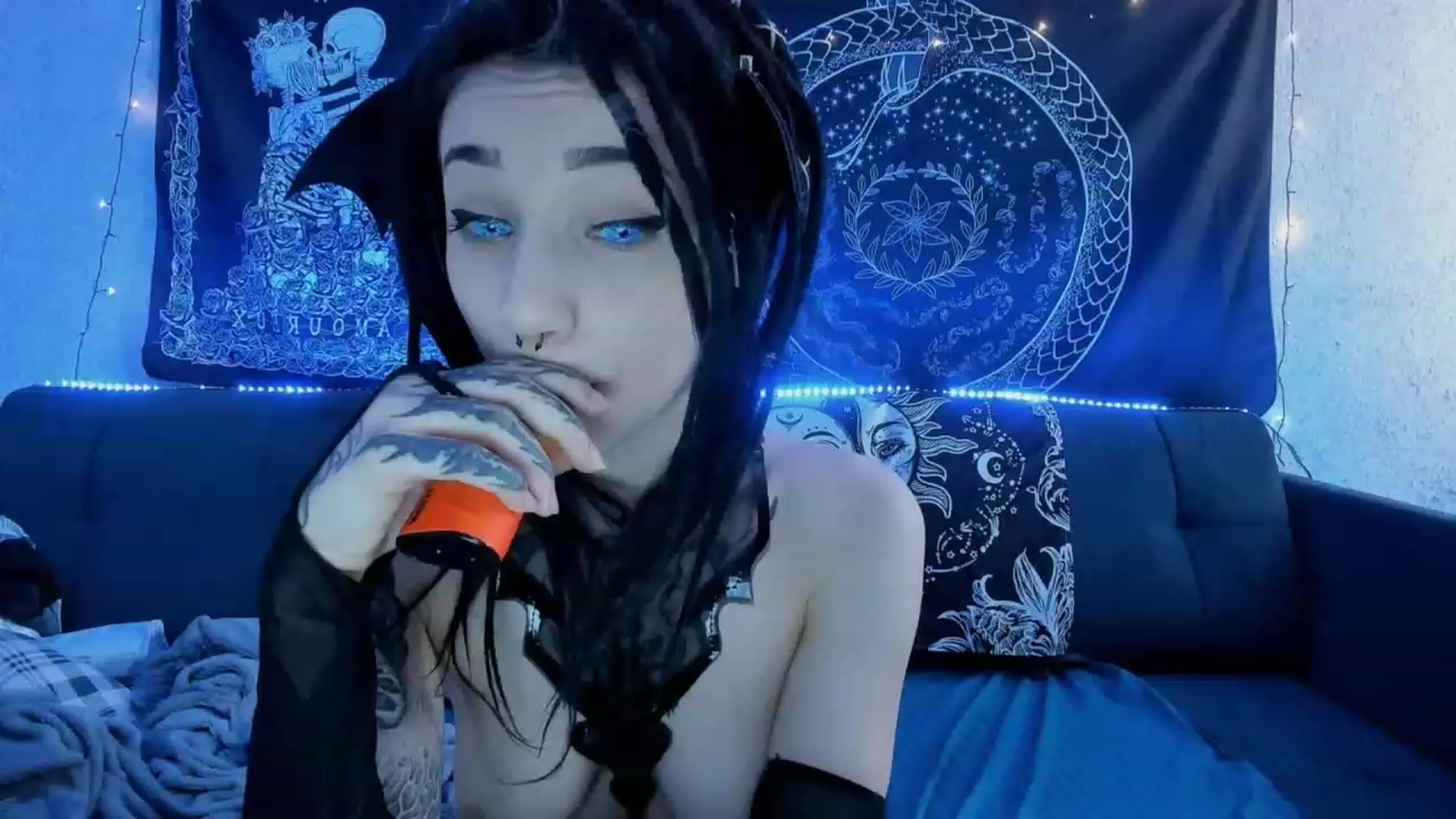 Gallery image thumbnail from Nikki_Carter's myfreecams stream on, 04/24/2023, 10:07 image 17 of 20