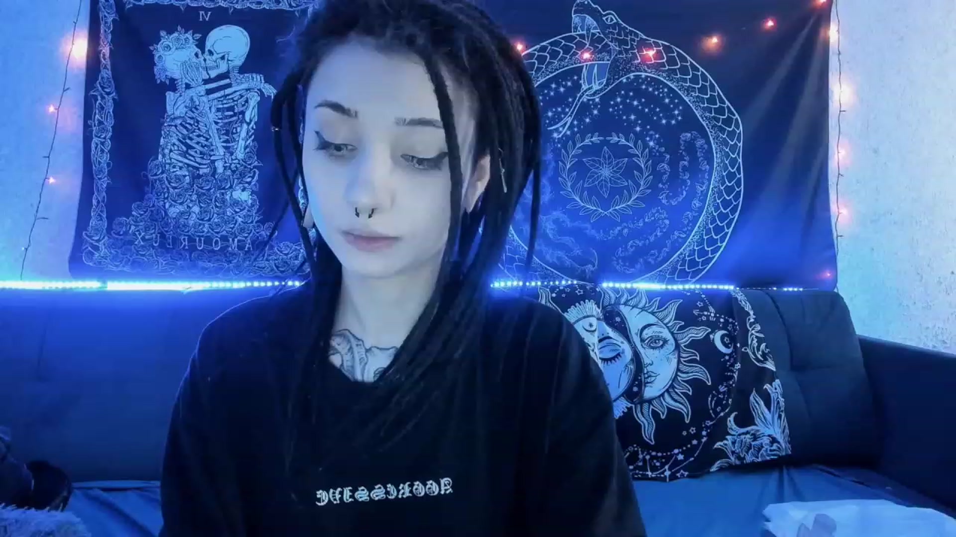 Gallery image thumbnail from Nikki_Carter's myfreecams stream on, 04/30/2023, 09:43 image 19 of 20