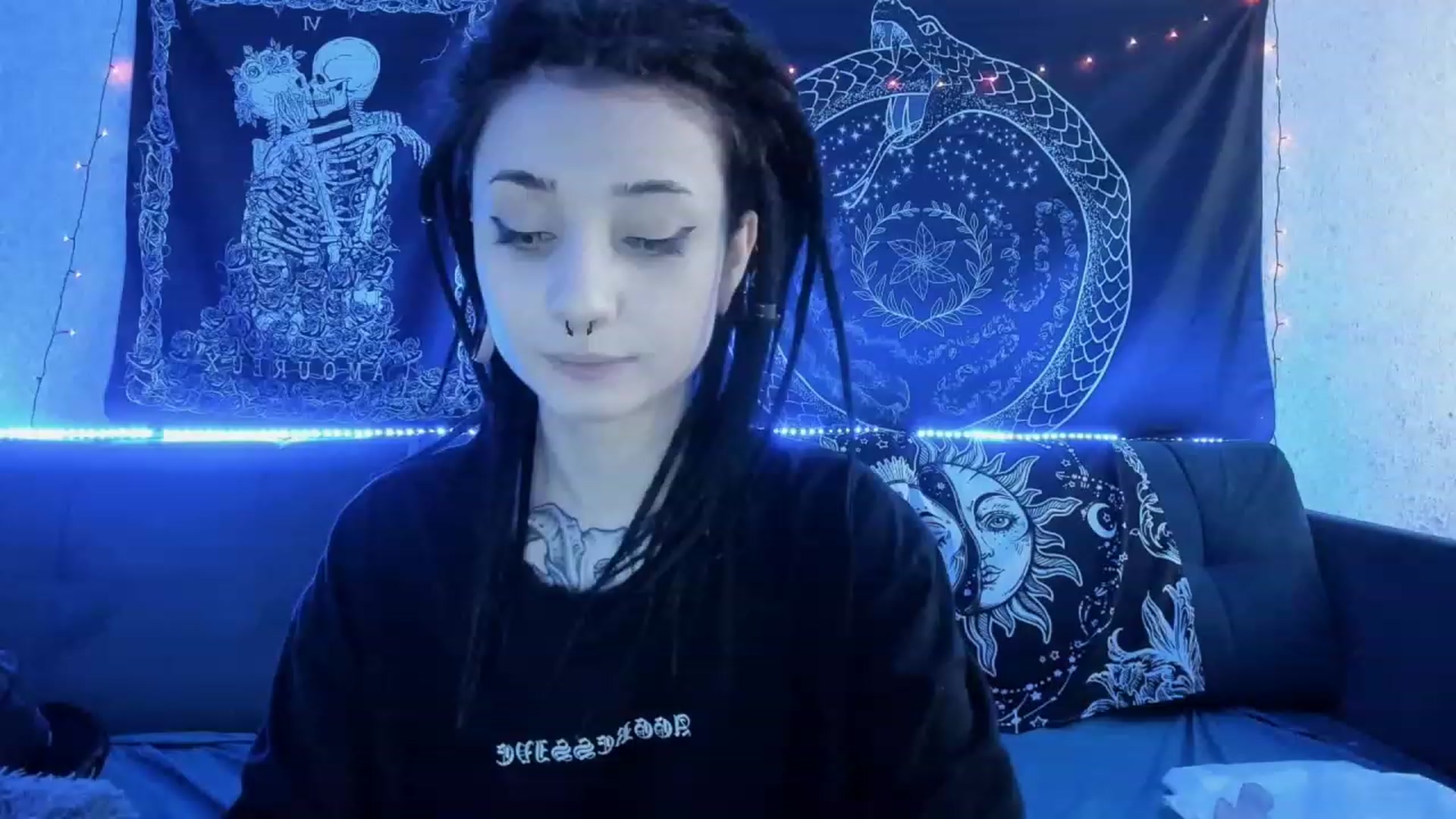 Gallery image thumbnail from Nikki_Carter's myfreecams stream on, 04/30/2023, 09:43 image 10 of 20