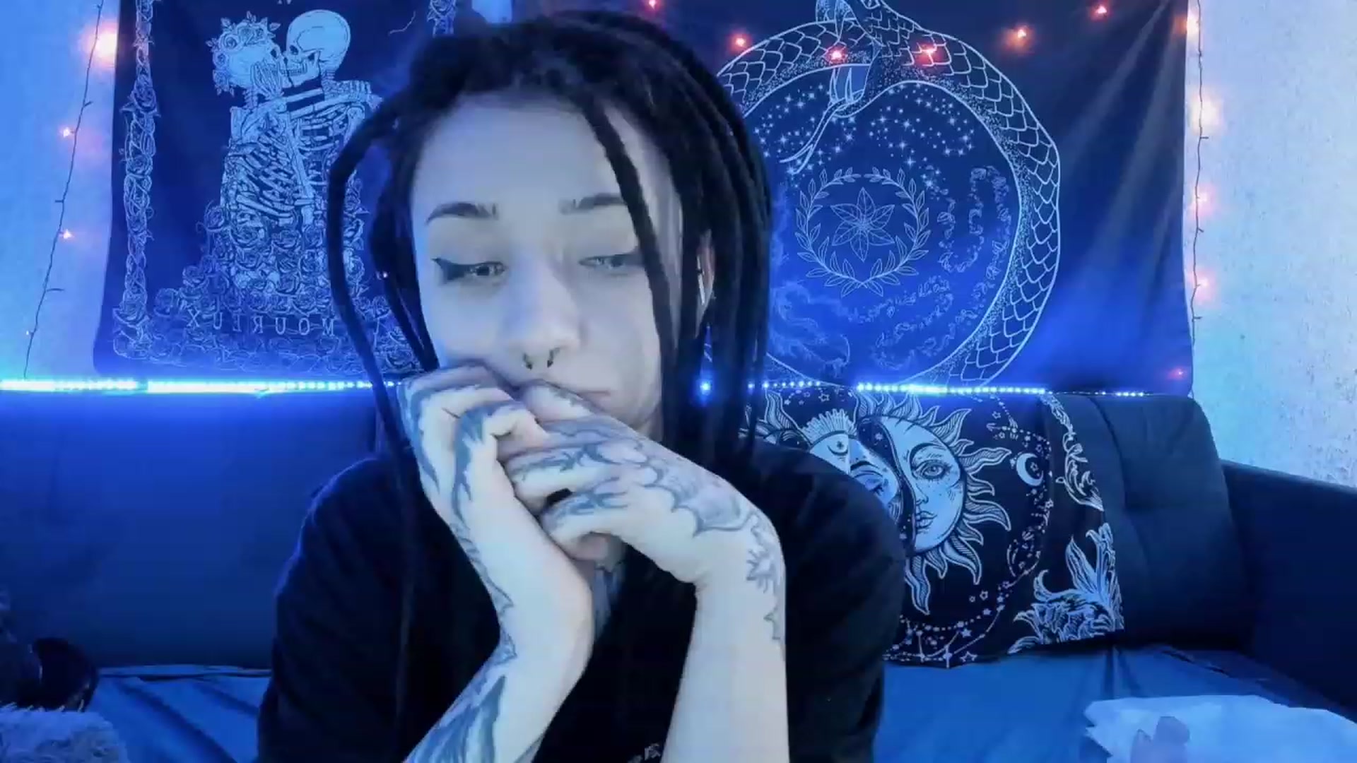 Gallery image thumbnail from Nikki_Carter's myfreecams stream on, 04/30/2023, 09:43 image 9 of 20