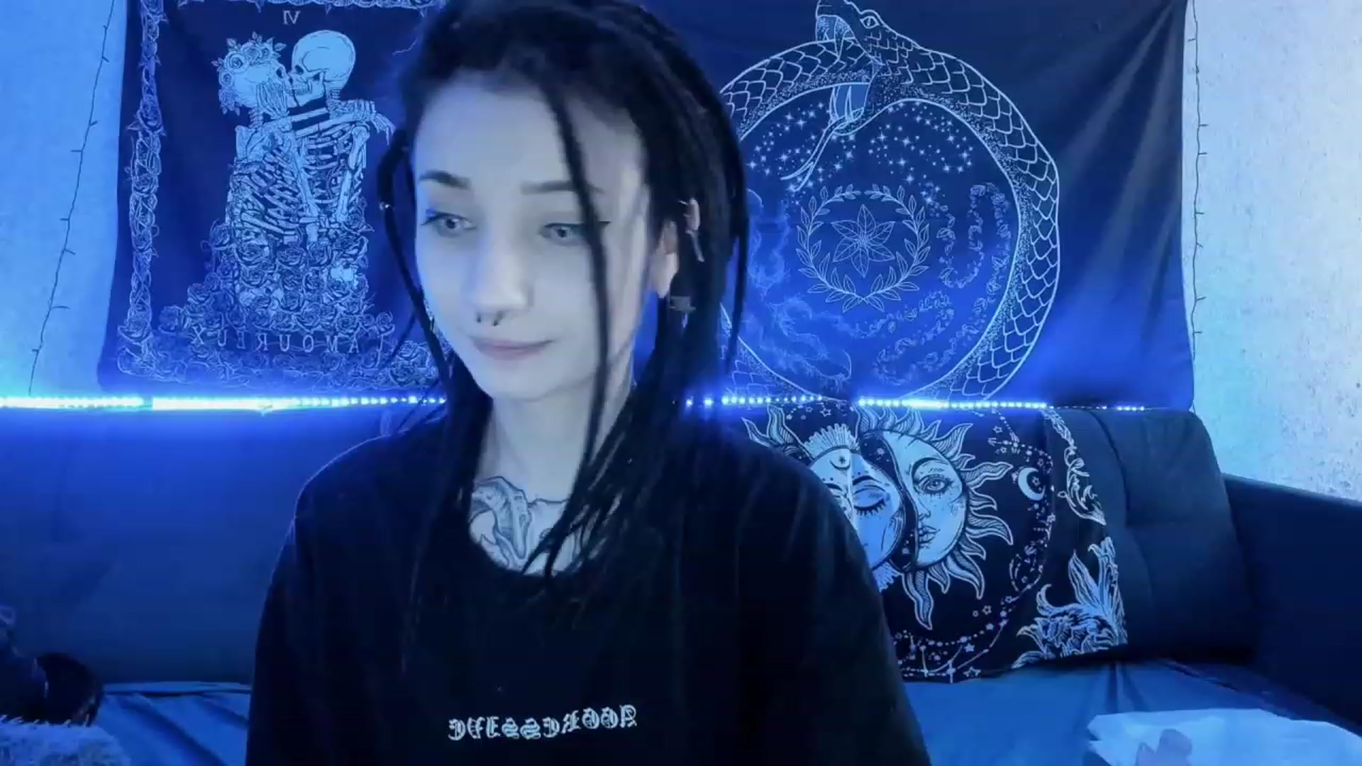Gallery image thumbnail from Nikki_Carter's myfreecams stream on, 04/30/2023, 09:43 image 15 of 20