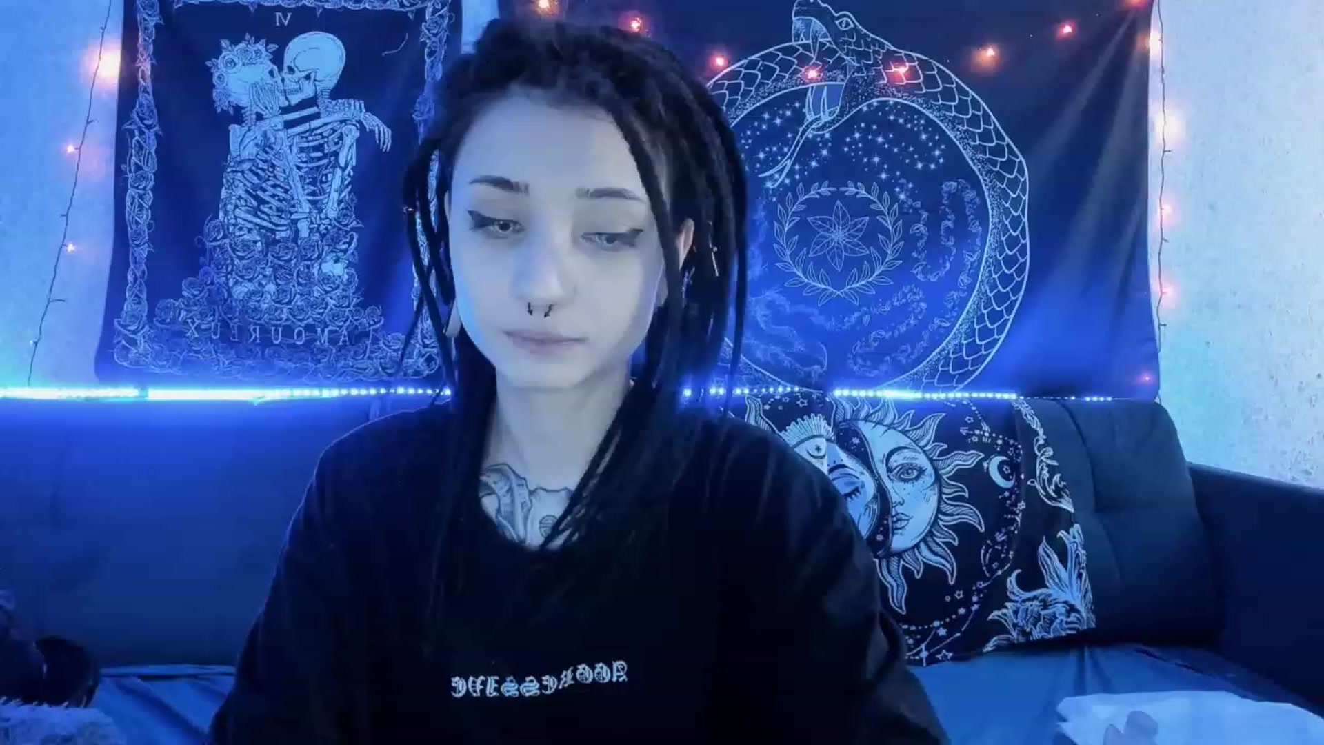 Gallery image thumbnail from Nikki_Carter's myfreecams stream on, 04/30/2023, 09:43 image 16 of 20