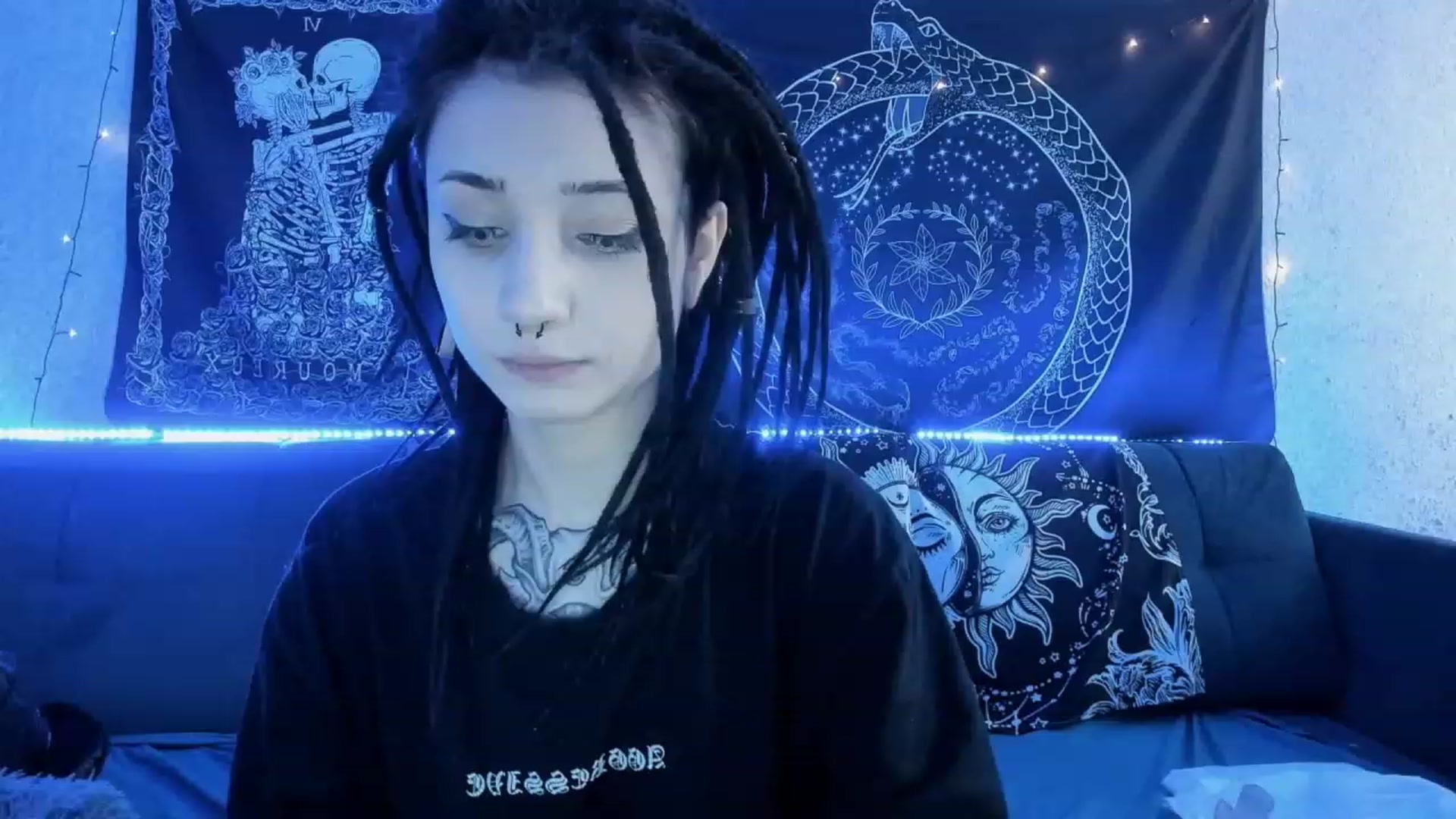 Gallery image thumbnail from Nikki_Carter's myfreecams stream on, 04/30/2023, 09:43 image 14 of 20