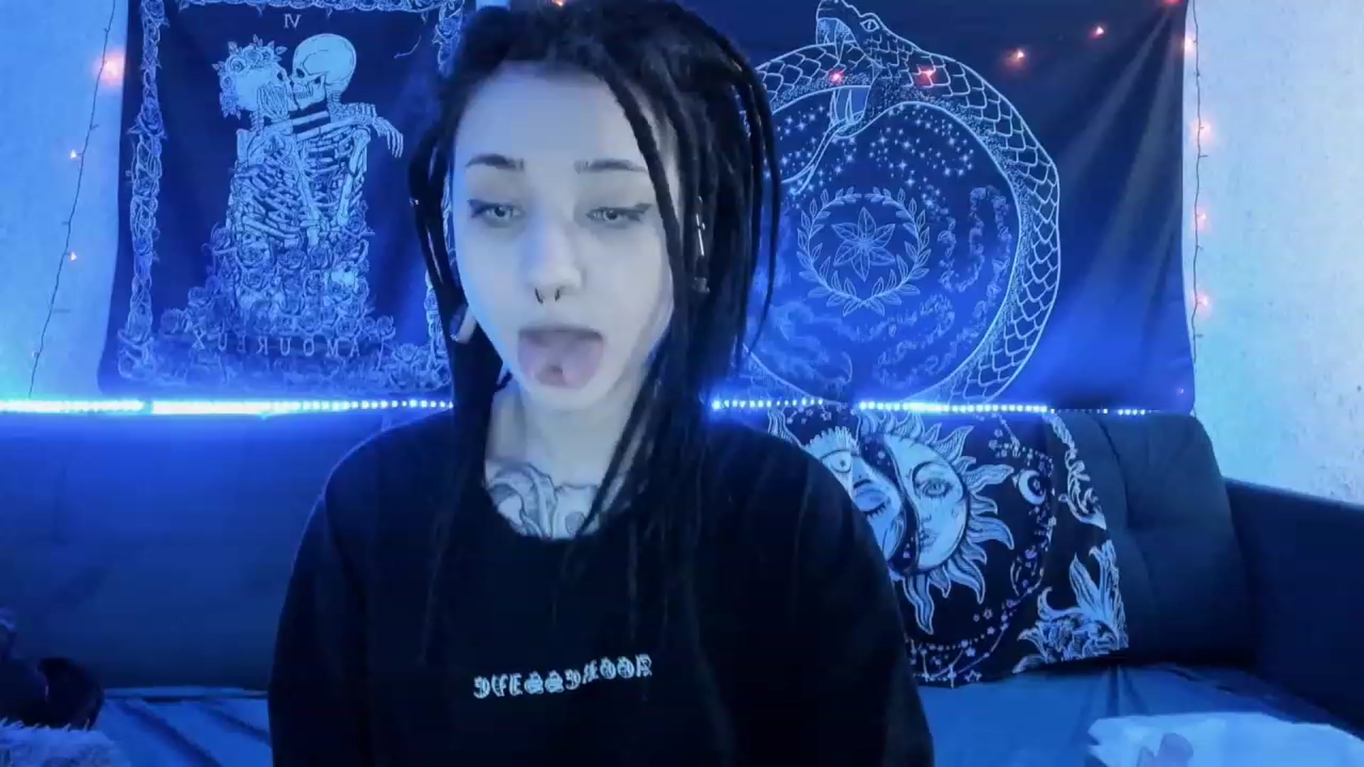 Gallery image thumbnail from Nikki_Carter's myfreecams stream on, 04/30/2023, 09:43 image 7 of 20