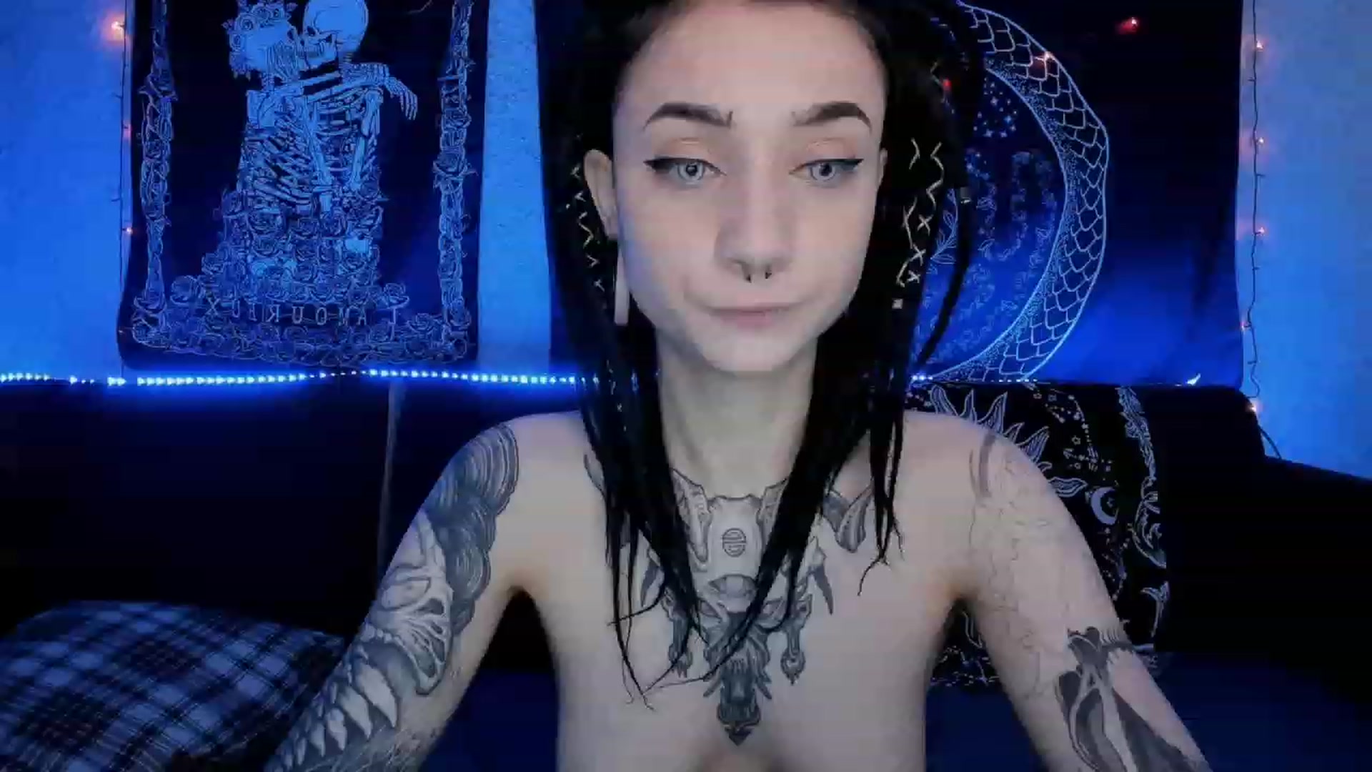 Gallery image thumbnail from Nikki_Carter's myfreecams stream on, 06/10/2023, 09:22 image 9 of 20