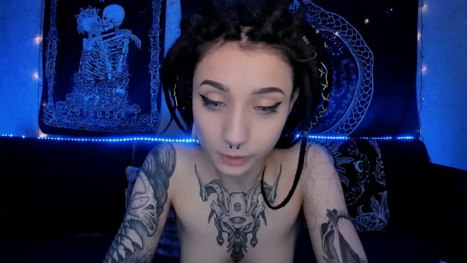 Gallery image thumbnail from Nikki_Carter's myfreecams stream on, 06/24/2023, 08:12 image 5 of 20