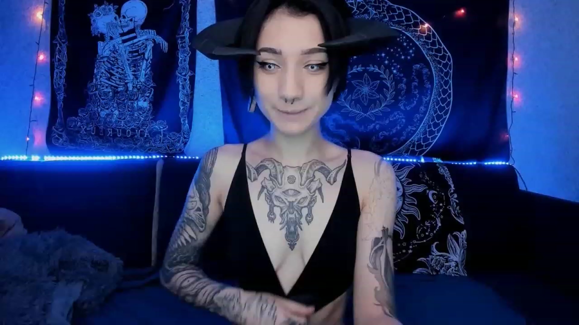 Gallery image thumbnail from Nikki_Carter's myfreecams stream on, 07/03/2023, 05:26 image 1 of 20
